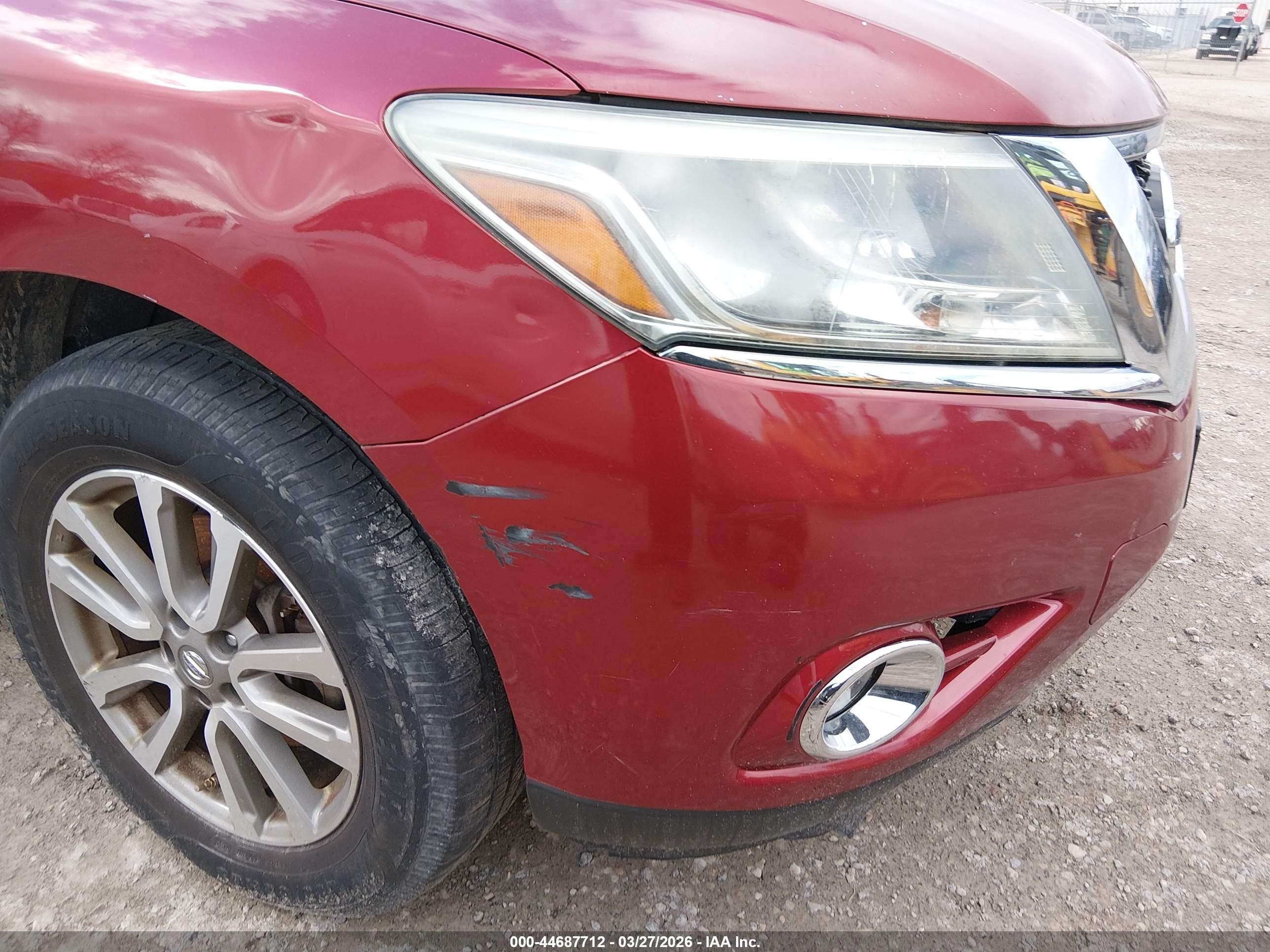 2015 Nissan Pathfinder Sl Red vin: 5N1AR2MM7FC694465