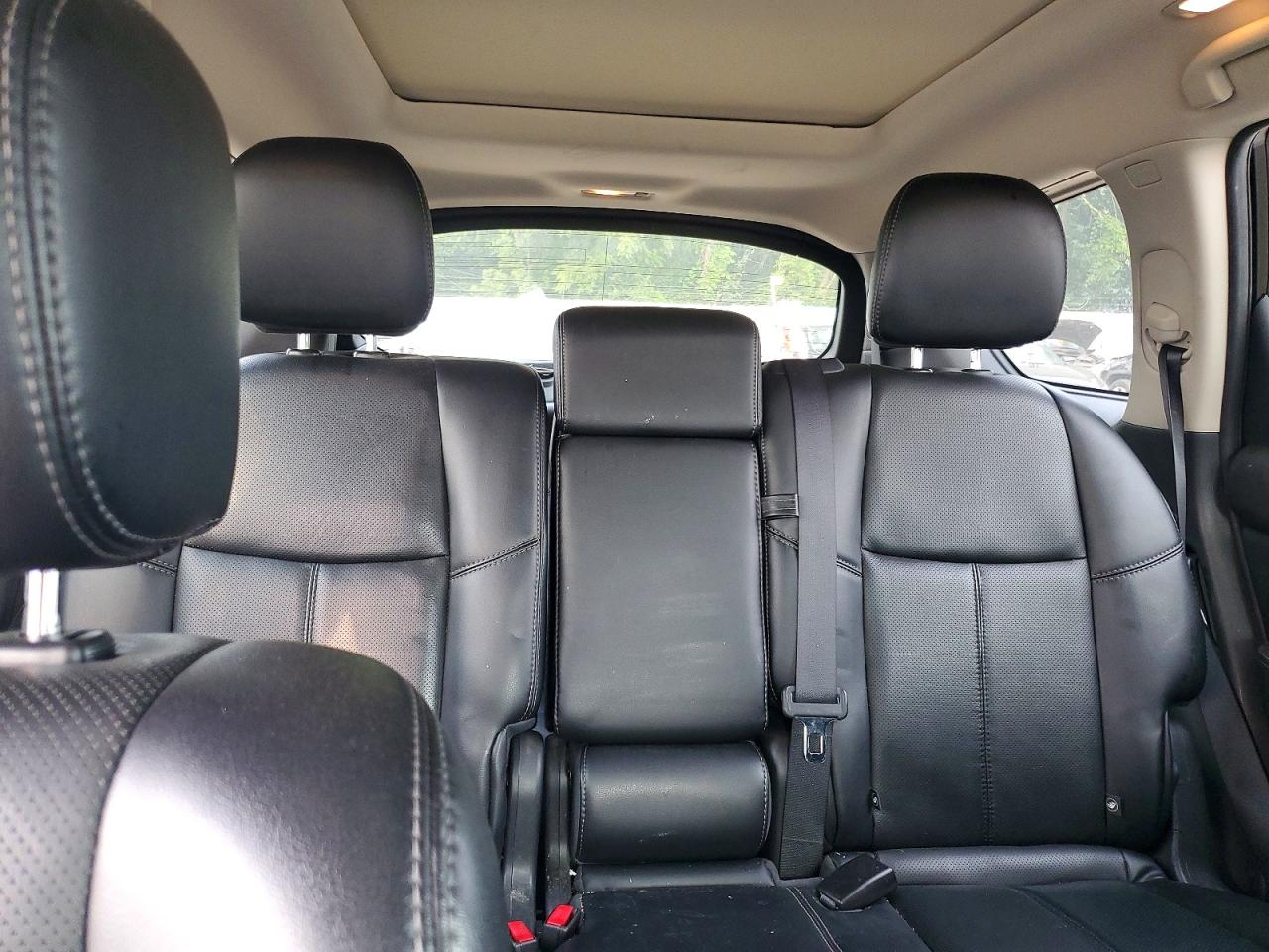 2015 Nissan Pathfinder S White vin: 5N1AR2MM7FC697463