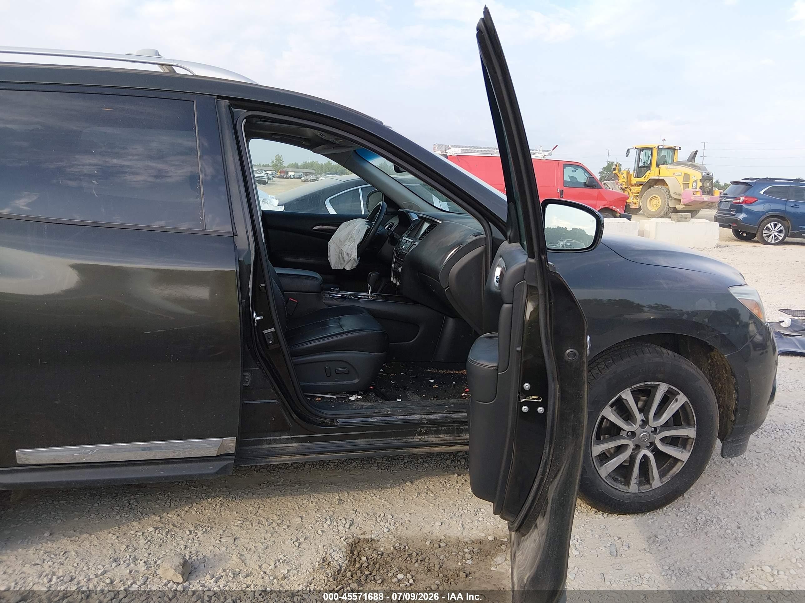 2015 Nissan Pathfinder Sl Черный vin: 5N1AR2MM7FC705495