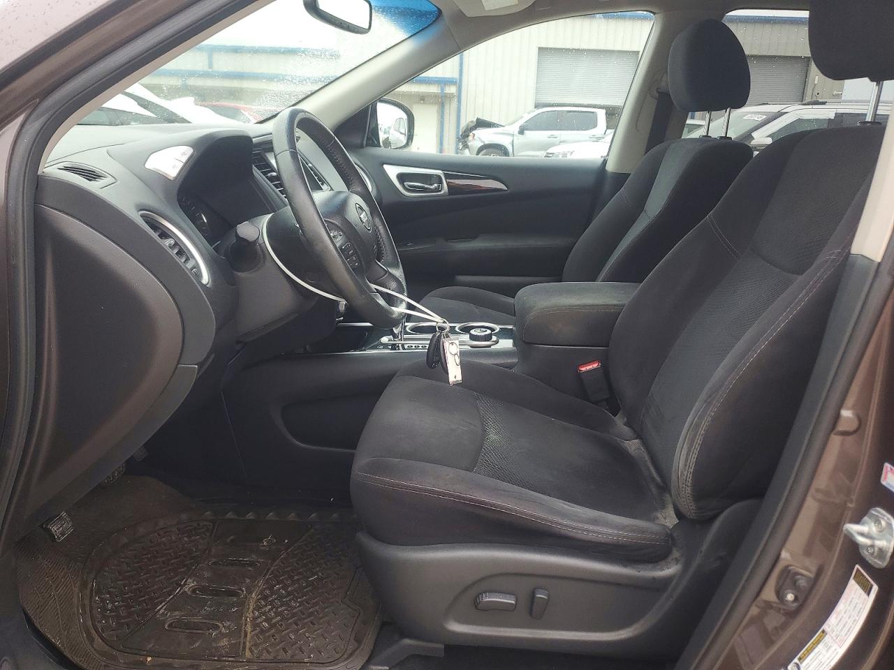 2015 Nissan Pathfinder Sv Brown vin: 5N1AR2MM7FC719901