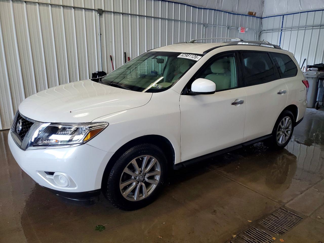 2013 Nissan Pathfinder S Белый vin: 5N1AR2MM8DC600610