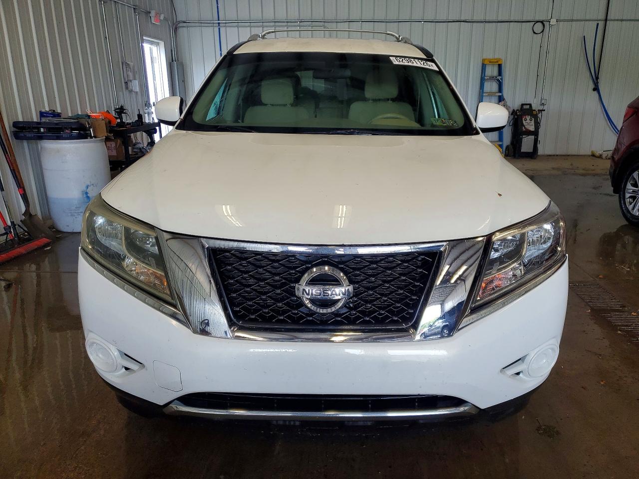 2013 Nissan Pathfinder S Белый vin: 5N1AR2MM8DC600610