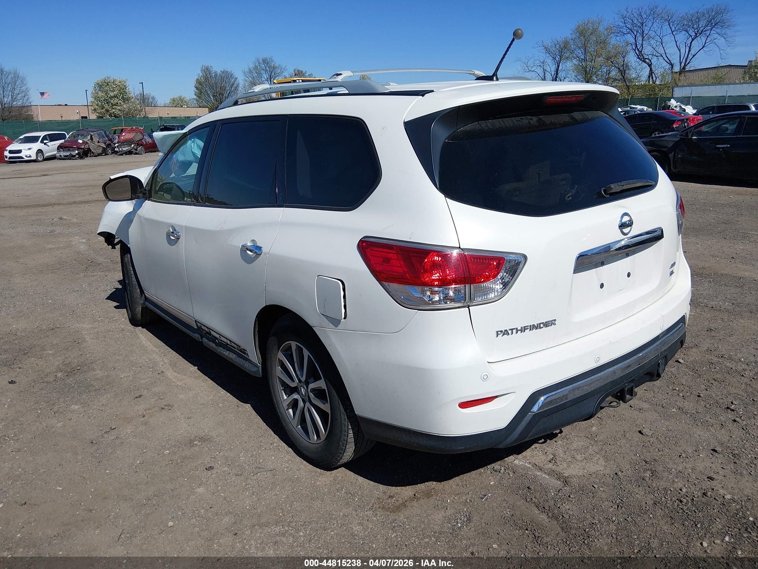 2013 Nissan Pathfinder Sl Белый vin: 5N1AR2MM8DC610148