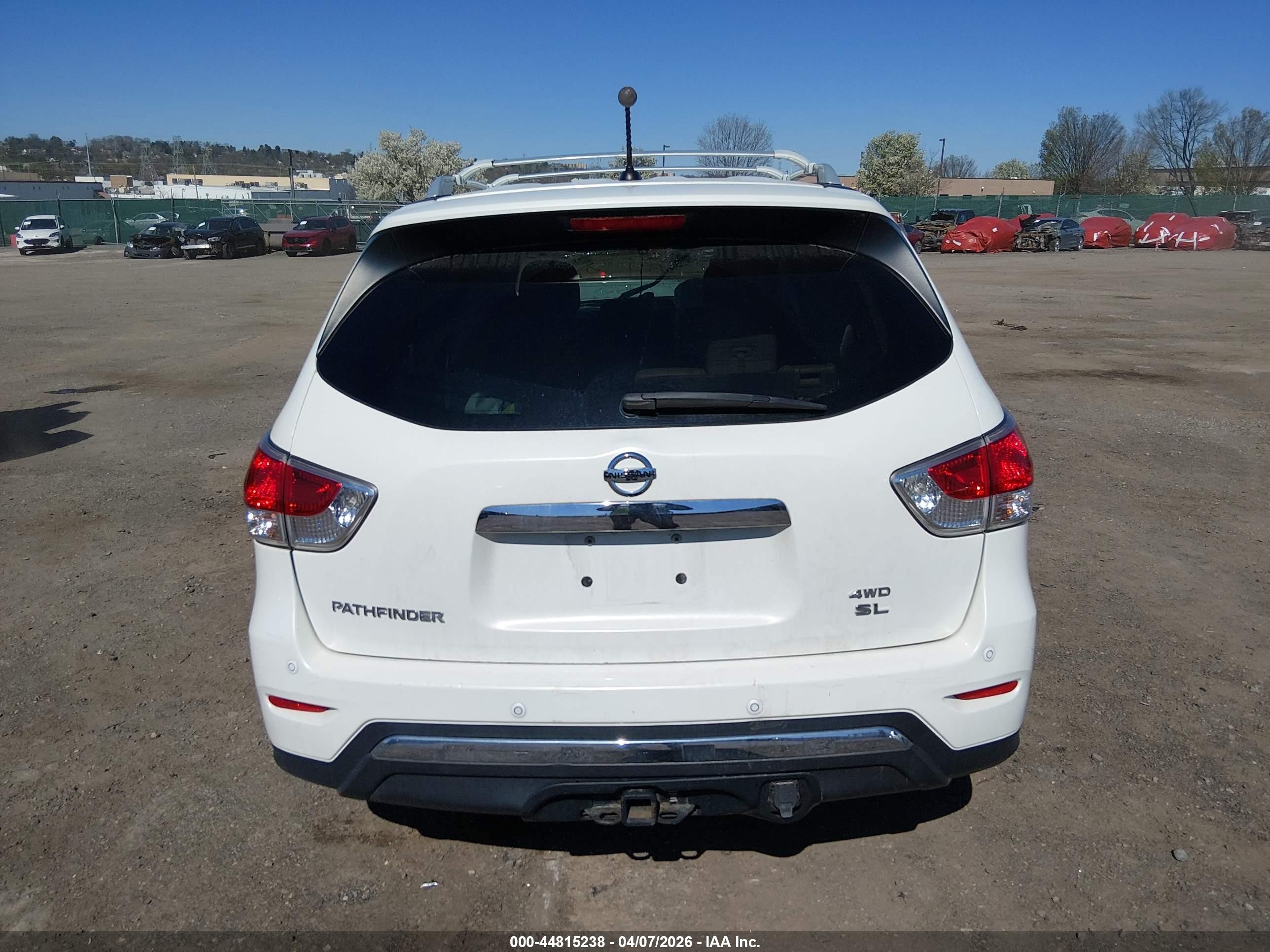 2013 Nissan Pathfinder Sl Белый vin: 5N1AR2MM8DC610148
