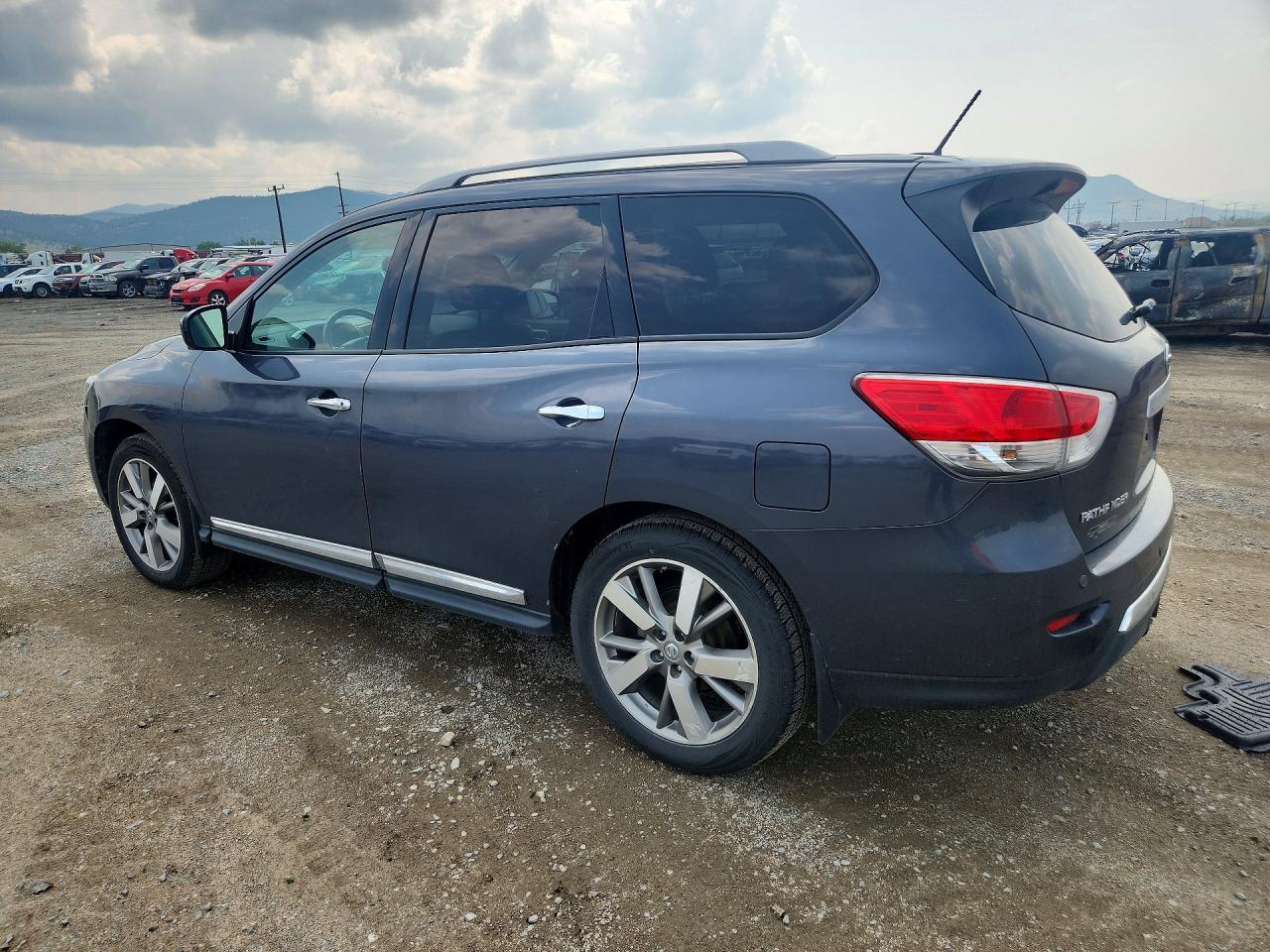 2013 Nissan Pathfinder S Gray vin: 5N1AR2MM8DC623692