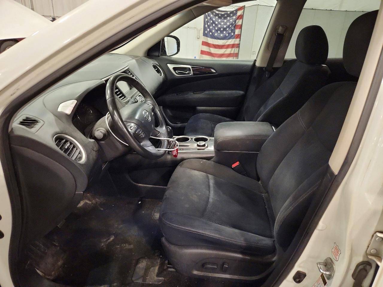 2013 Nissan Pathfinder S Белый vin: 5N1AR2MM8DC627516