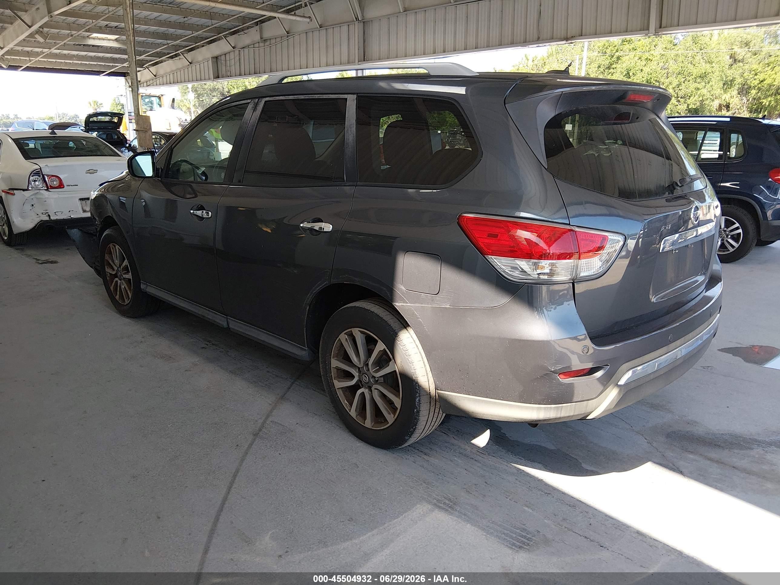2013 Nissan Pathfinder Sv Gray vin: 5N1AR2MM8DC632814