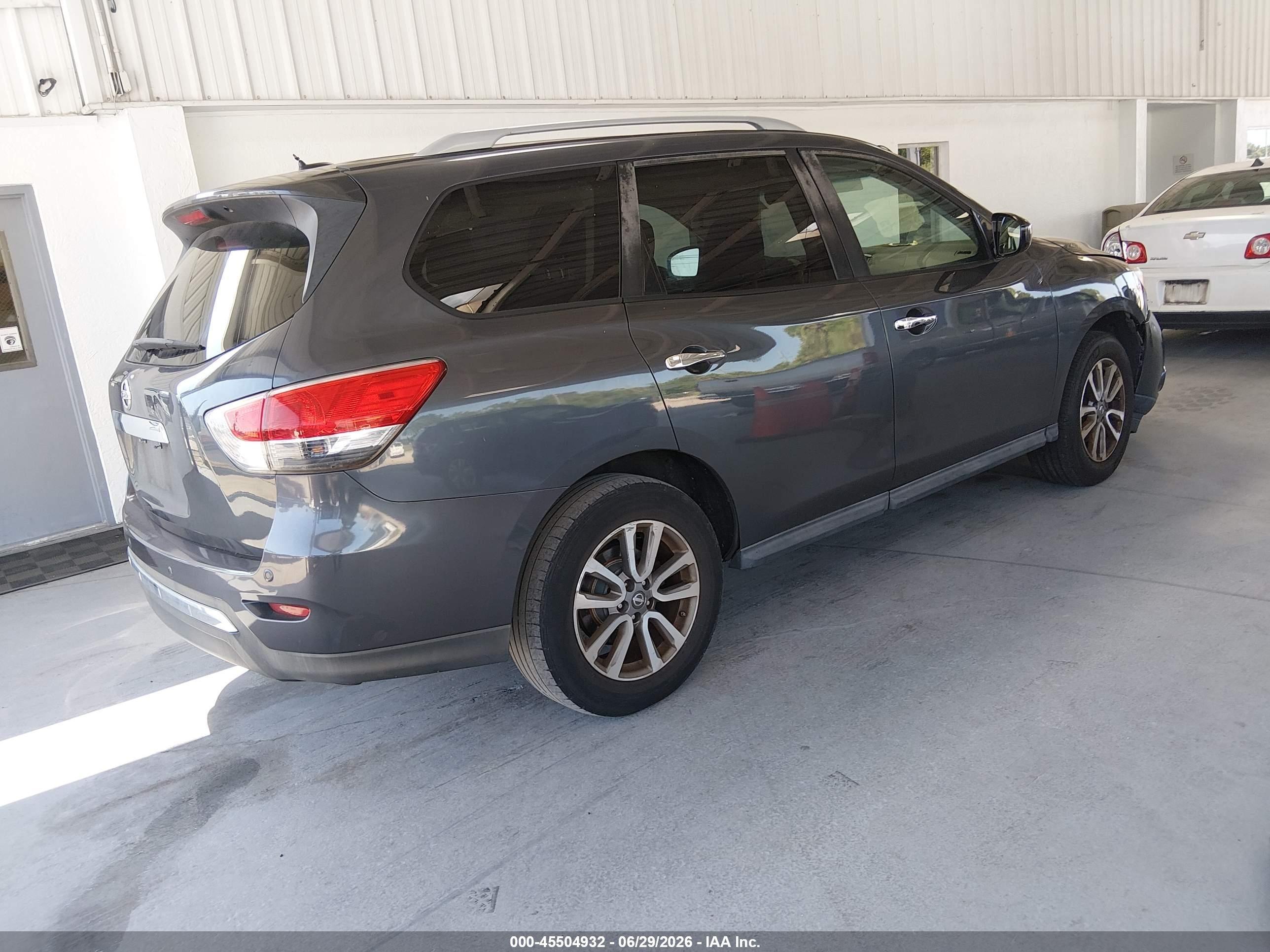 2013 Nissan Pathfinder Sv Gray vin: 5N1AR2MM8DC632814