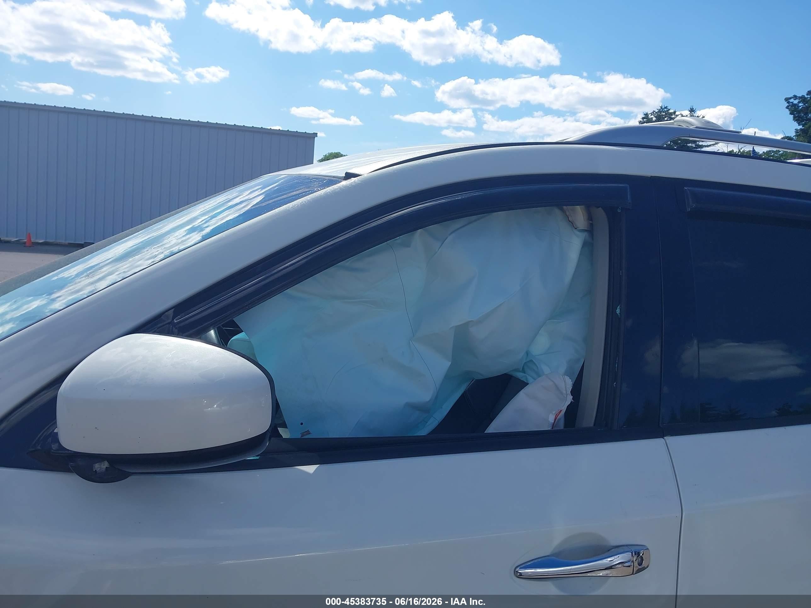 2013 Nissan Pathfinder Sl White vin: 5N1AR2MM8DC638385