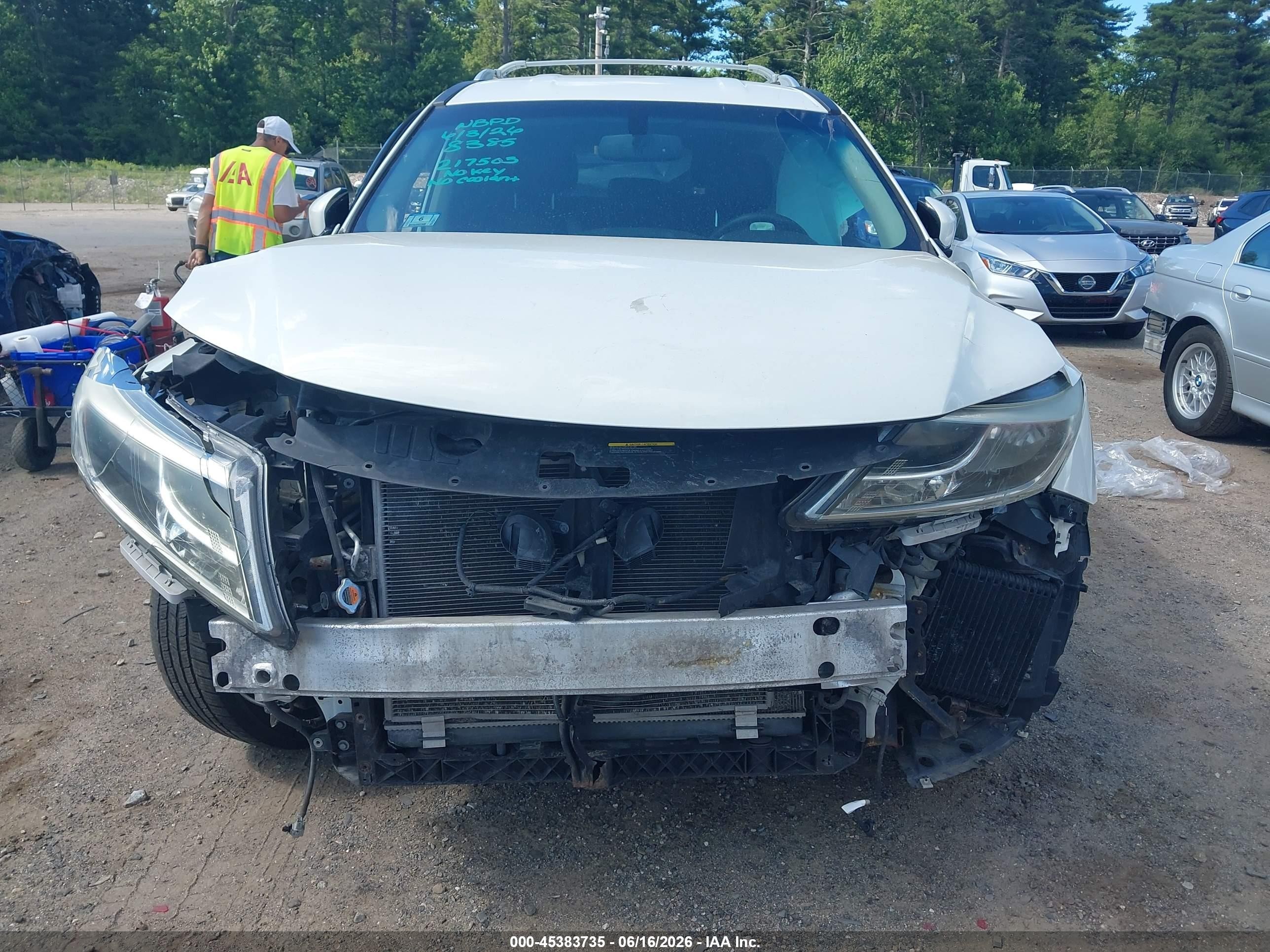 2013 Nissan Pathfinder Sl White vin: 5N1AR2MM8DC638385