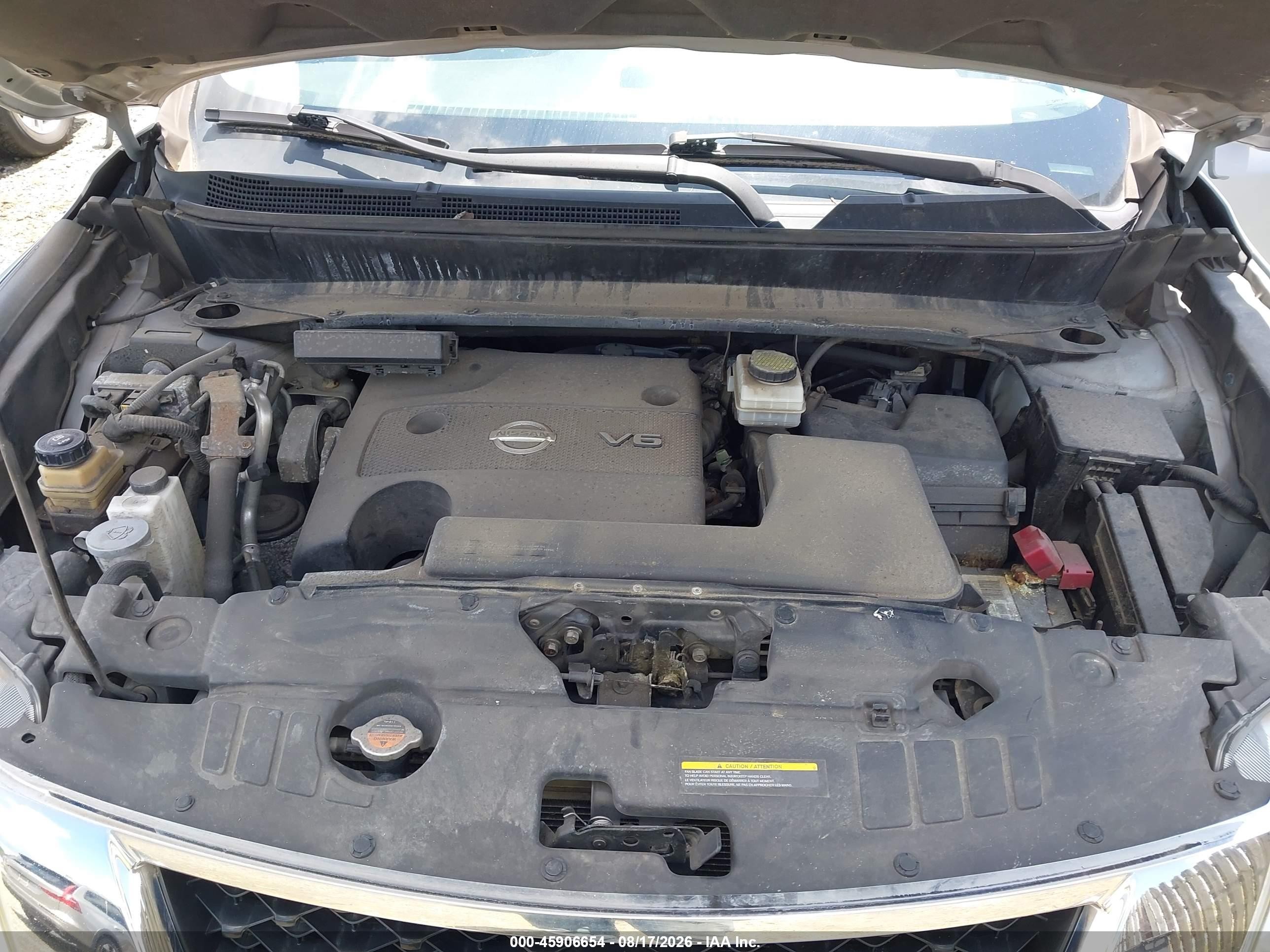 2013 Nissan Pathfinder Platinum Silver vin: 5N1AR2MM8DC645174