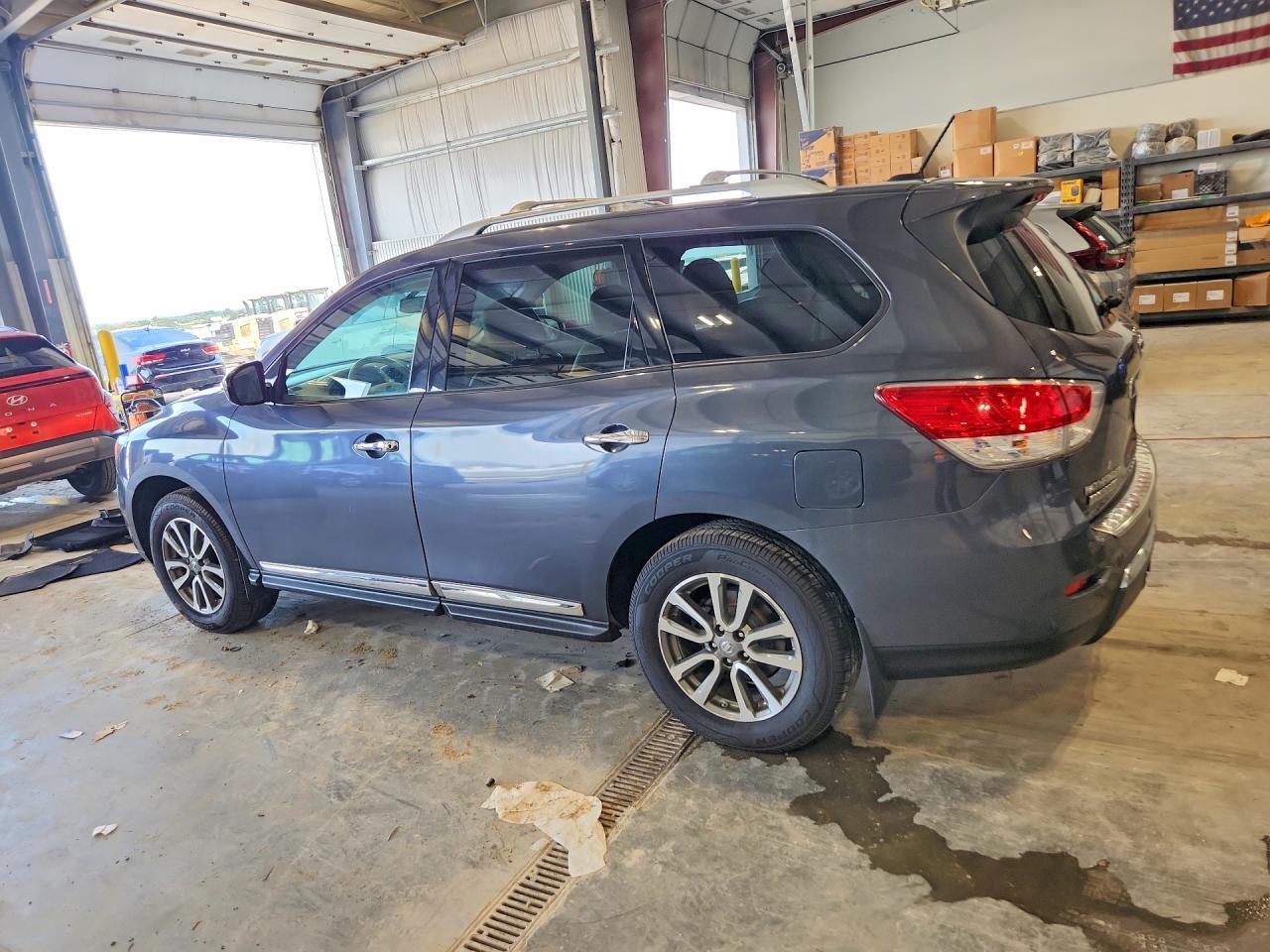 2013 Nissan Pathfinder S/sl/sv Charcoal vin: 5N1AR2MM8DC649676