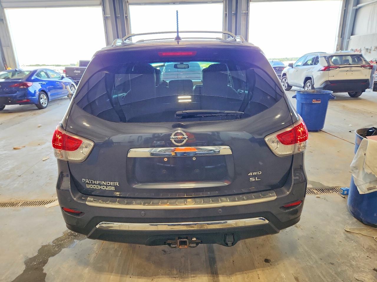 2013 Nissan Pathfinder S/sl/sv Charcoal vin: 5N1AR2MM8DC649676