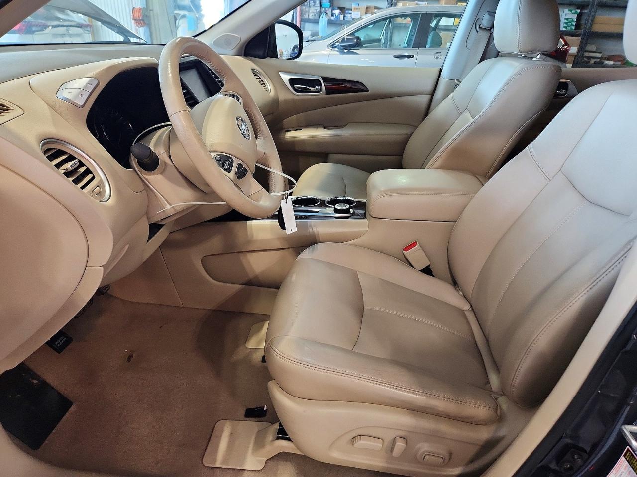2013 Nissan Pathfinder S/sl/sv Charcoal vin: 5N1AR2MM8DC649676