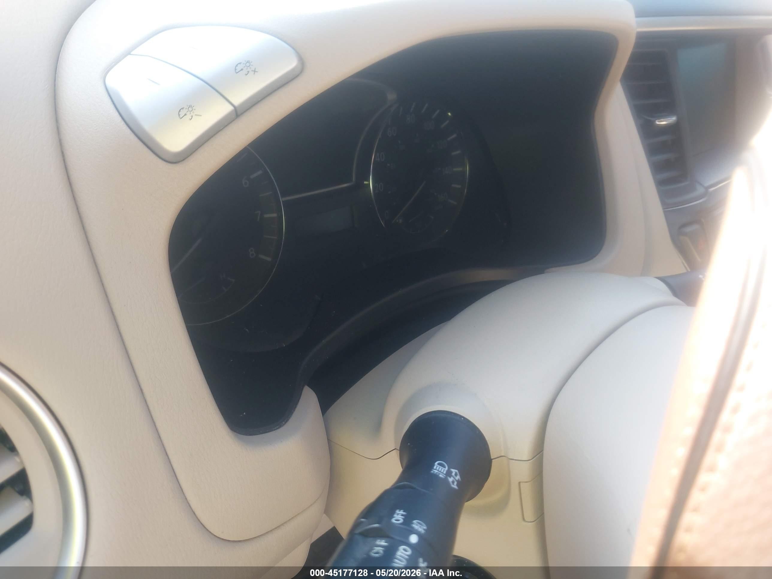 2013 Nissan Pathfinder Platinum Gray vin: 5N1AR2MM8DC652528