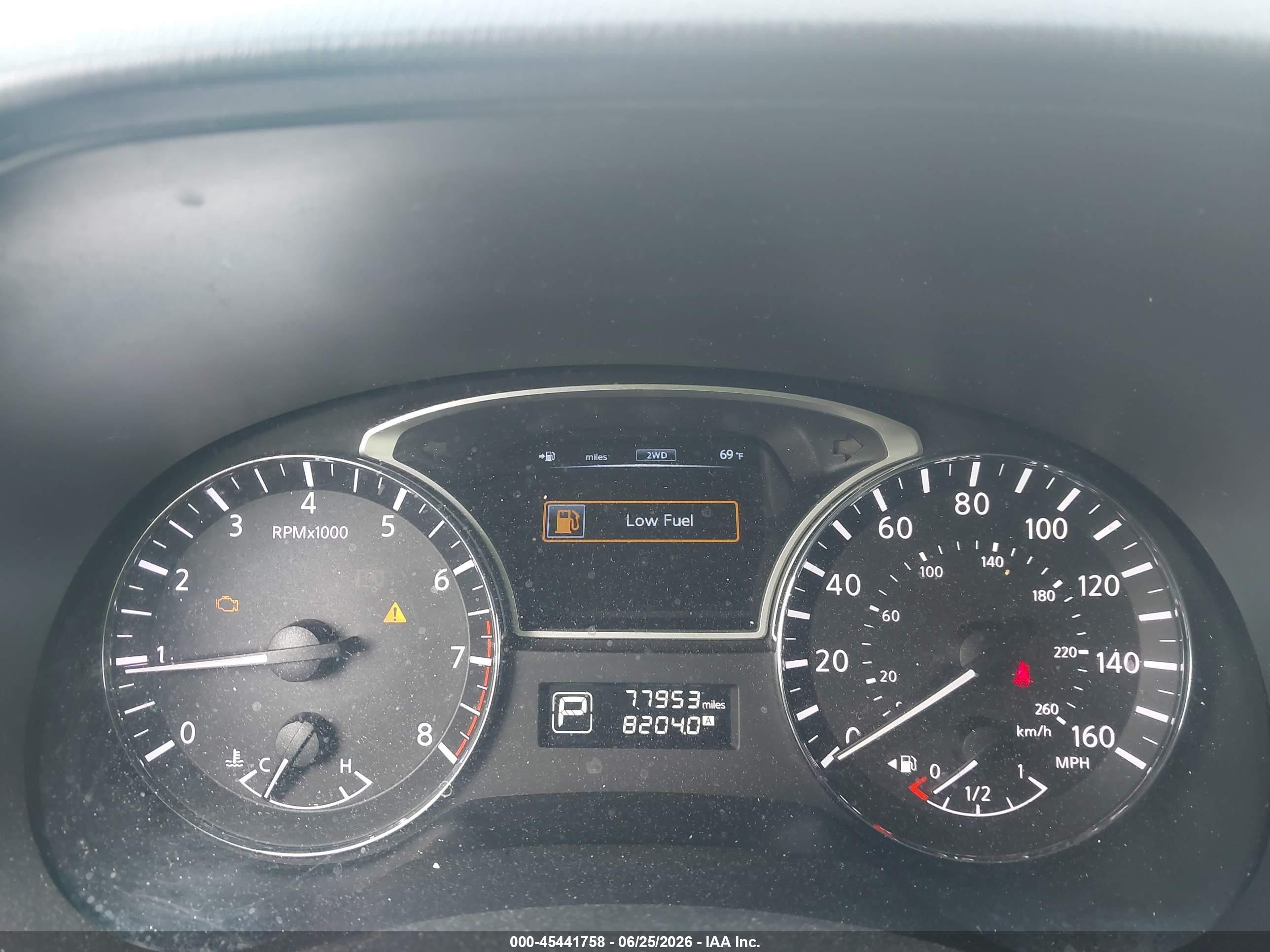 2013 Nissan Pathfinder Sv Silver vin: 5N1AR2MM8DC656644