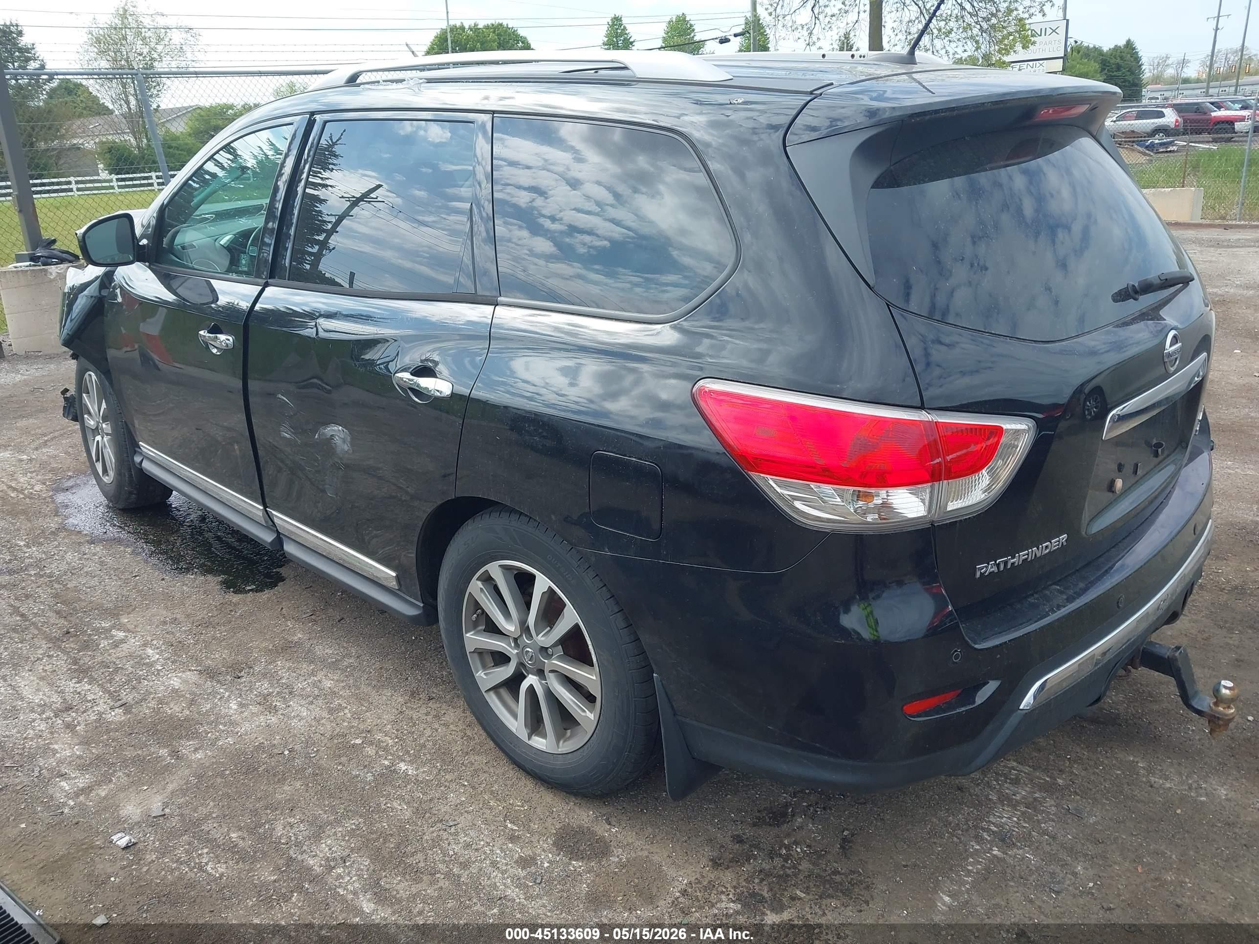 2013 Nissan Pathfinder Platinum/s/sl/sv Black vin: 5N1AR2MM8DC662105