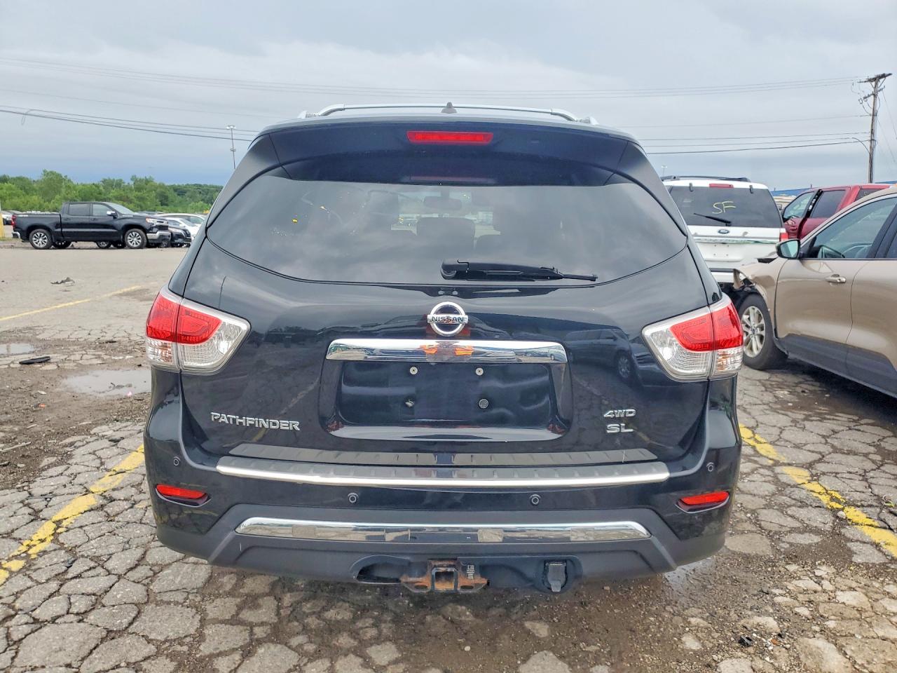 2013 Nissan Pathfinder S/sv/sl/platinum Black vin: 5N1AR2MM8DC674934