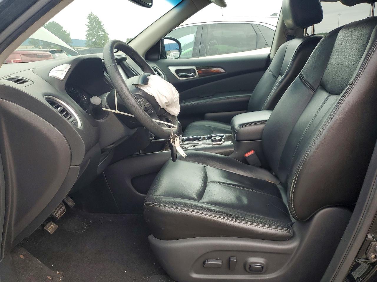 2013 Nissan Pathfinder S/sv/sl/platinum Black vin: 5N1AR2MM8DC674934