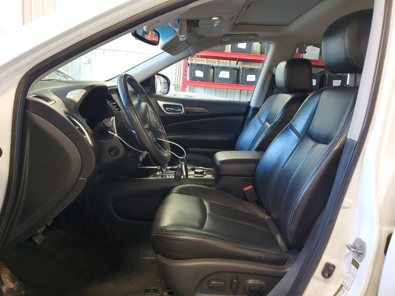 2013 Nissan Pathfinder S White vin: 5N1AR2MM8DC682550