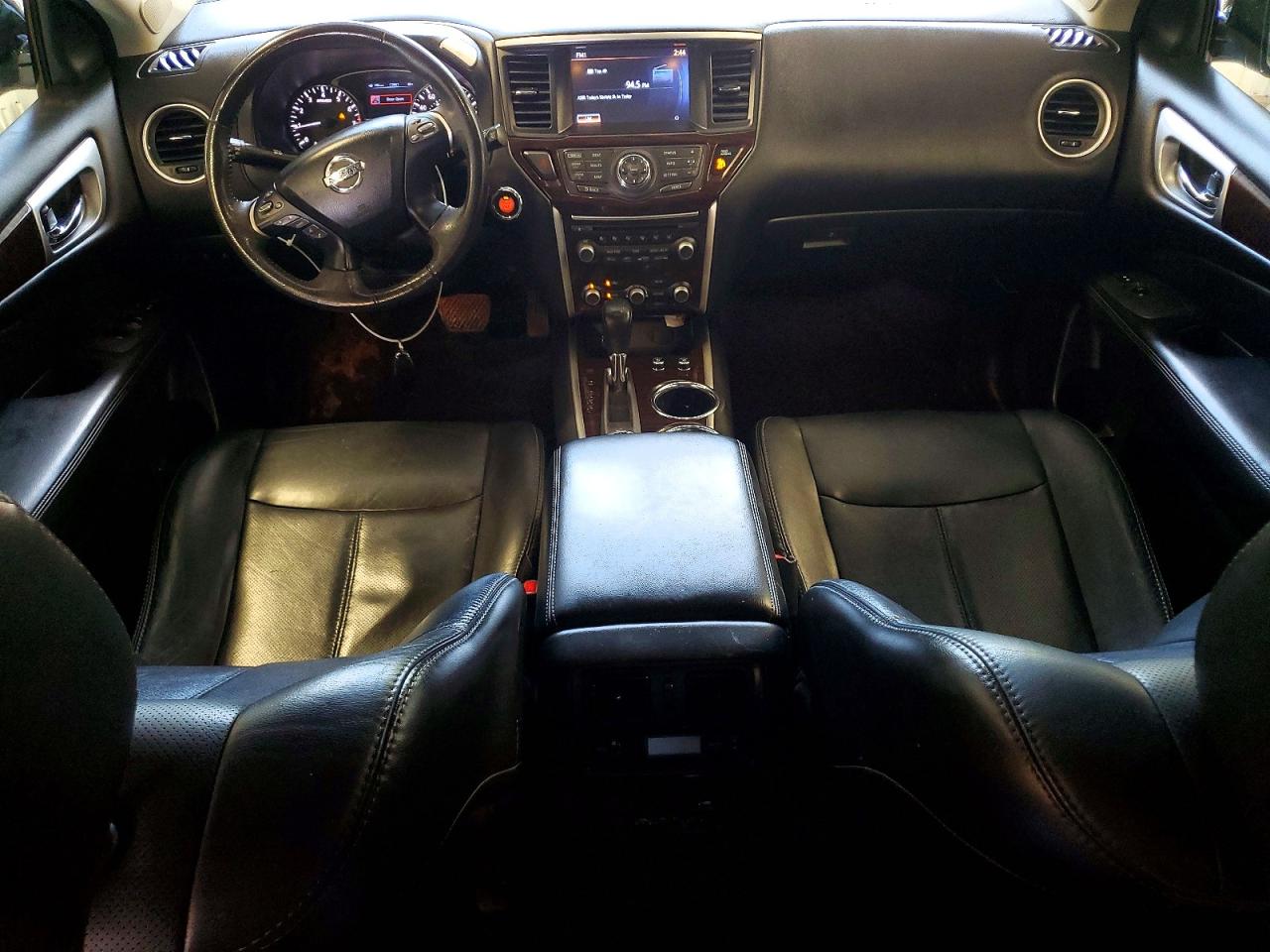 2013 Nissan Pathfinder S White vin: 5N1AR2MM8DC682550