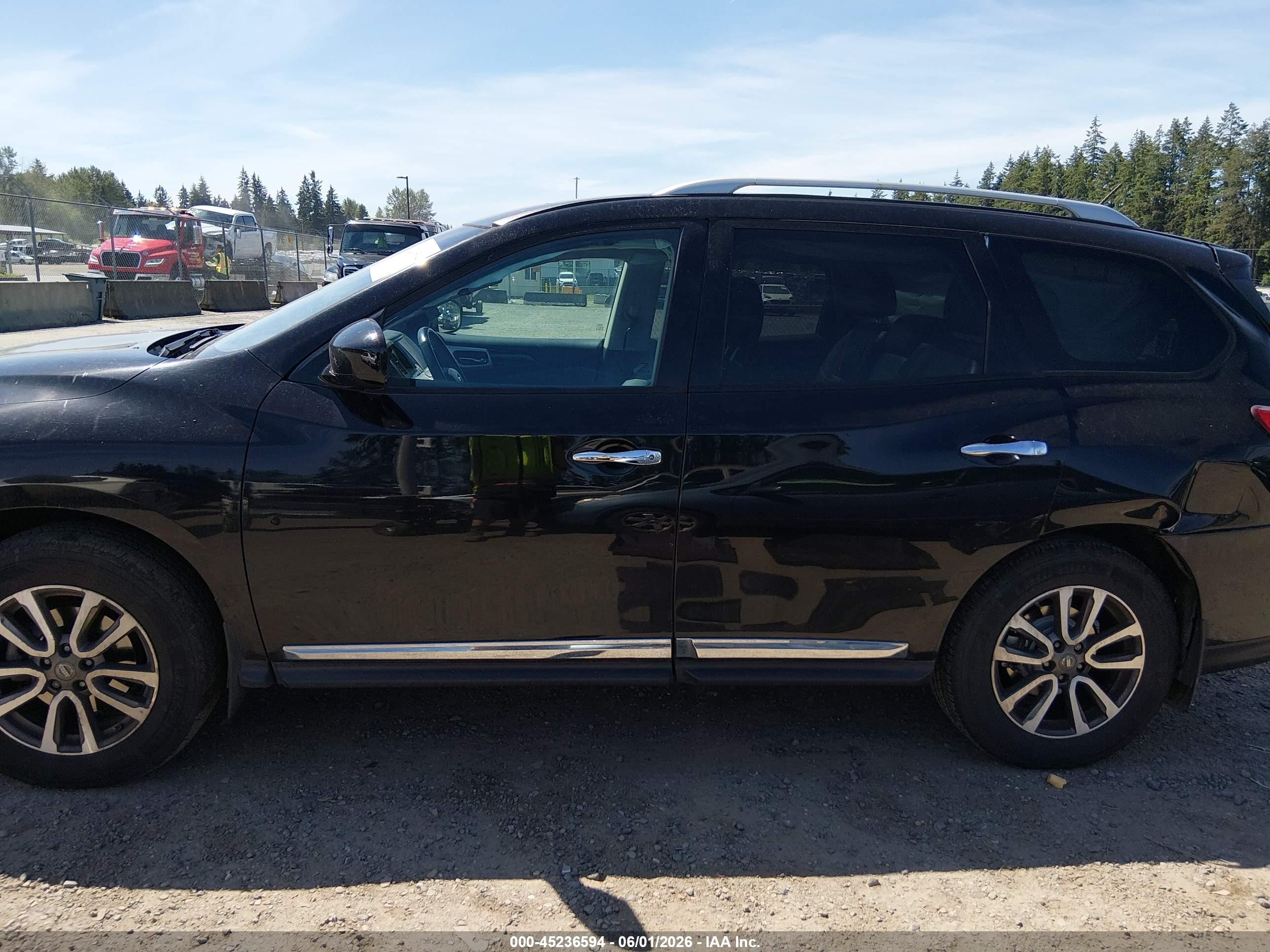 2014 Nissan Pathfinder Sl Черный vin: 5N1AR2MM8EC602892