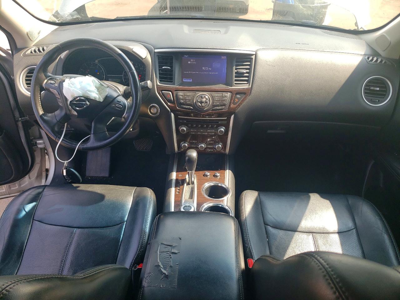 2014 Nissan Pathfinder S Silver vin: 5N1AR2MM8EC604674