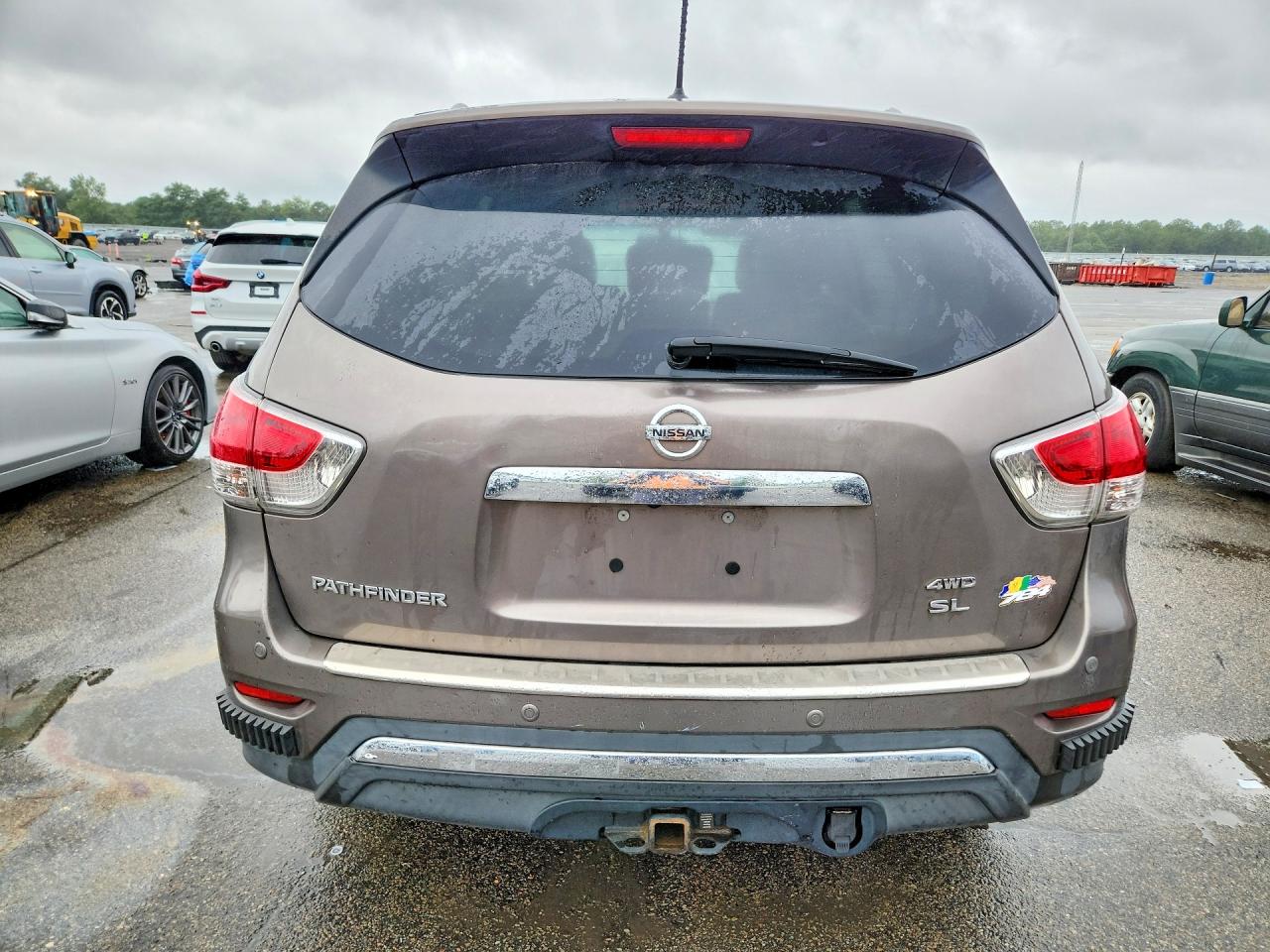 2014 Nissan Pathfinder Sl Silver vin: 5N1AR2MM8EC625184