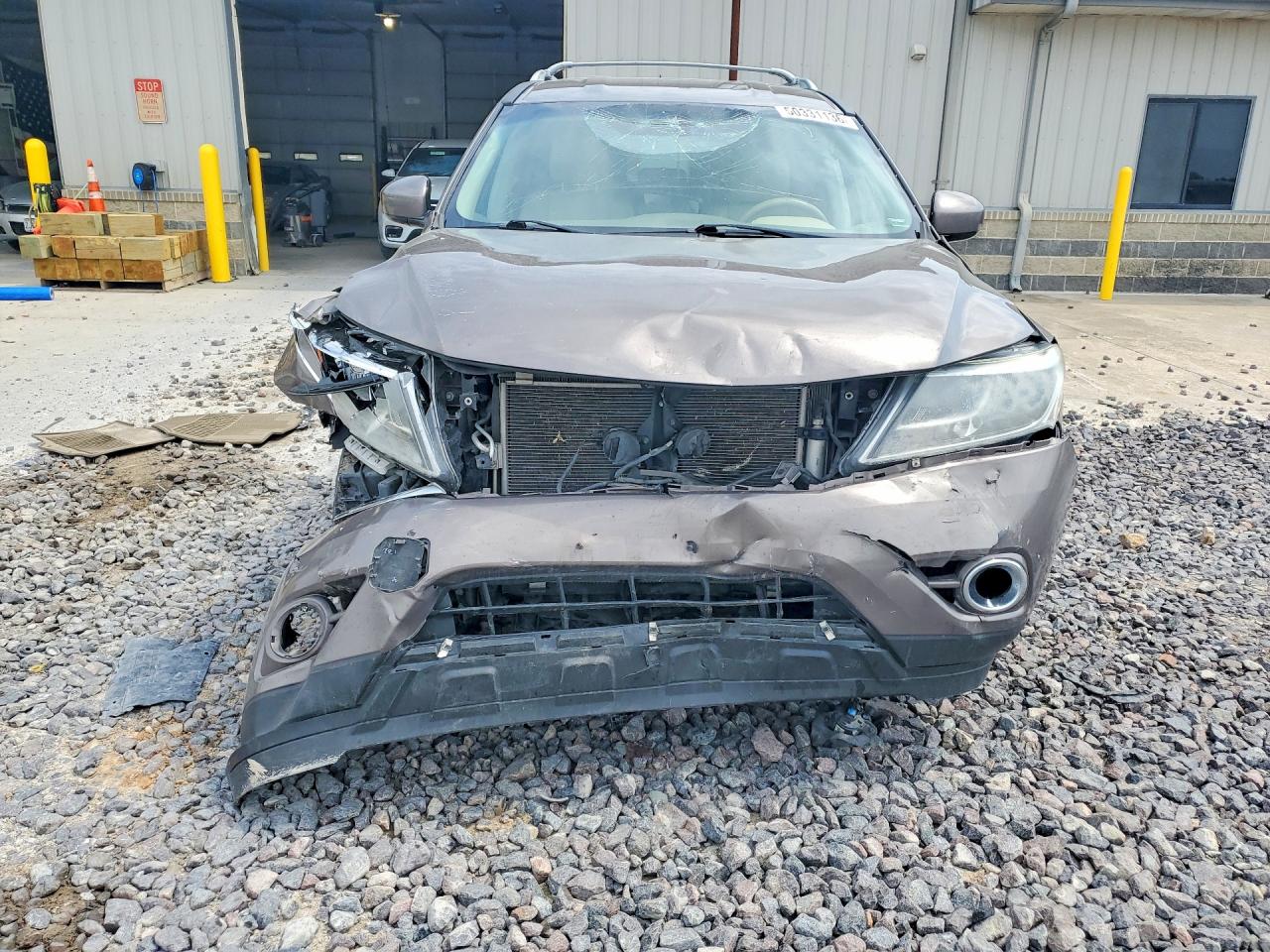 2014 Nissan Pathfinder Sl Silver vin: 5N1AR2MM8EC641787