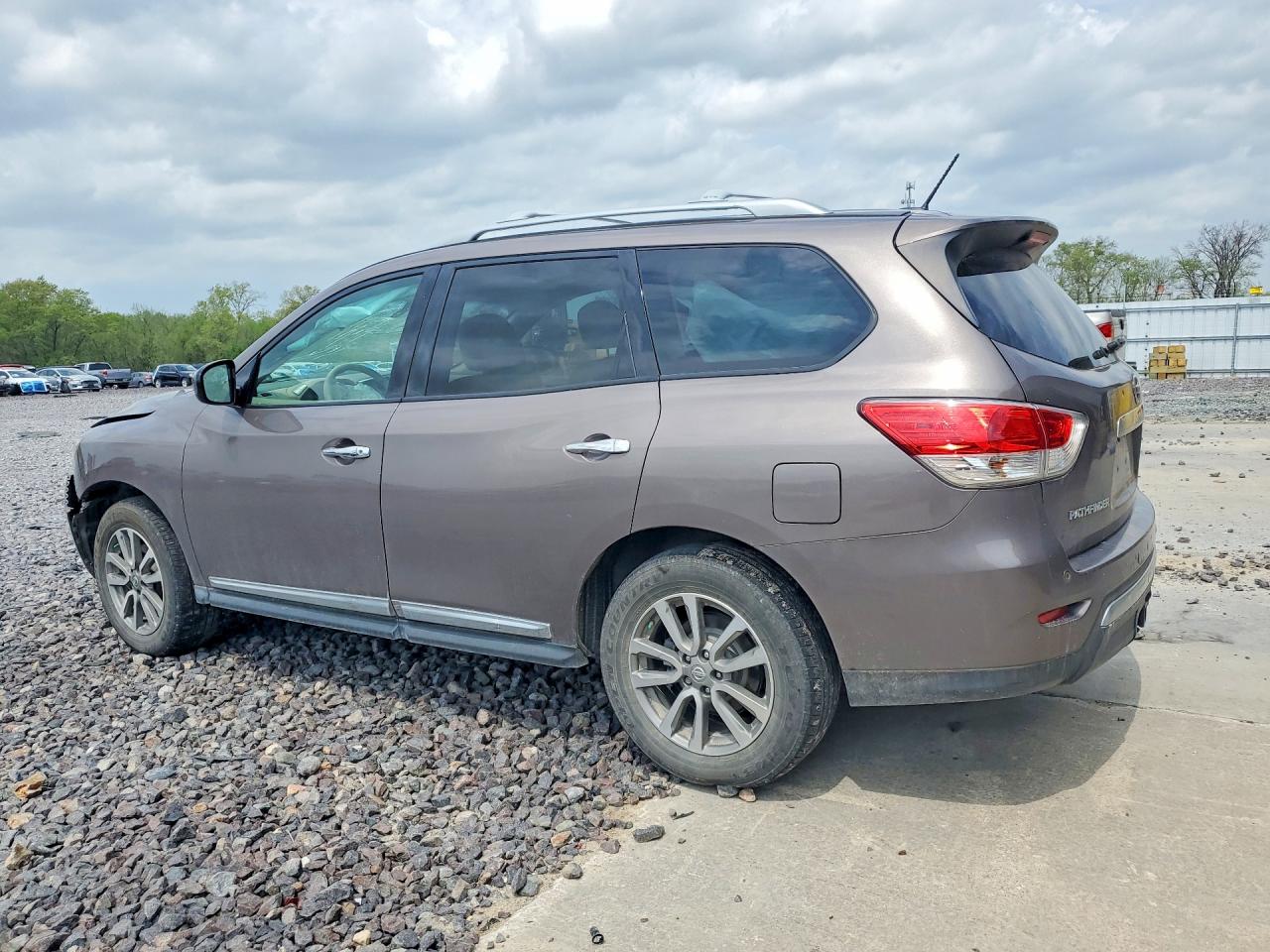 2014 Nissan Pathfinder Sl Silver vin: 5N1AR2MM8EC641787