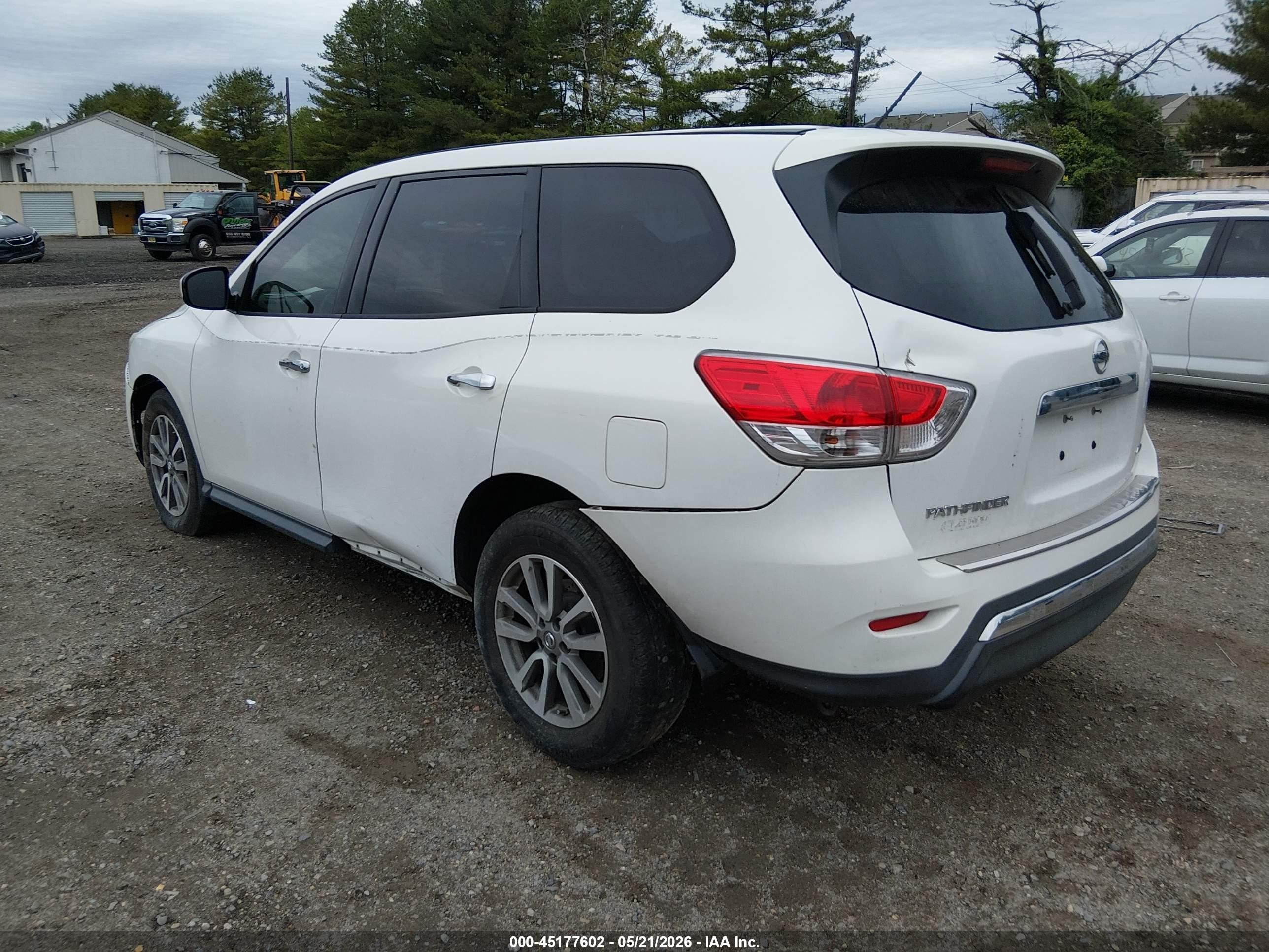 2014 Nissan Pathfinder S Белый vin: 5N1AR2MM8EC672490