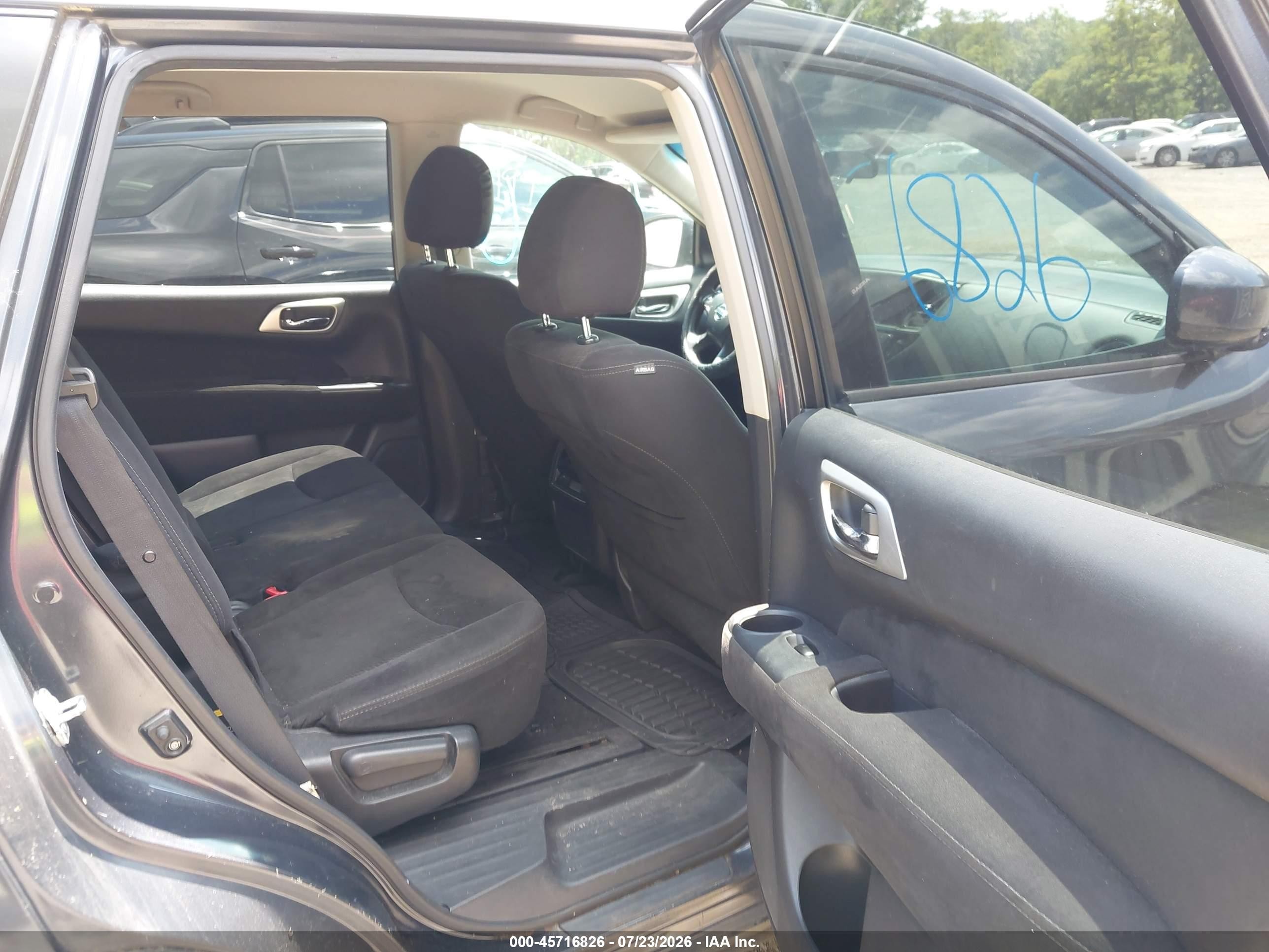 2014 Nissan Pathfinder Sv Gray vin: 5N1AR2MM8EC699673