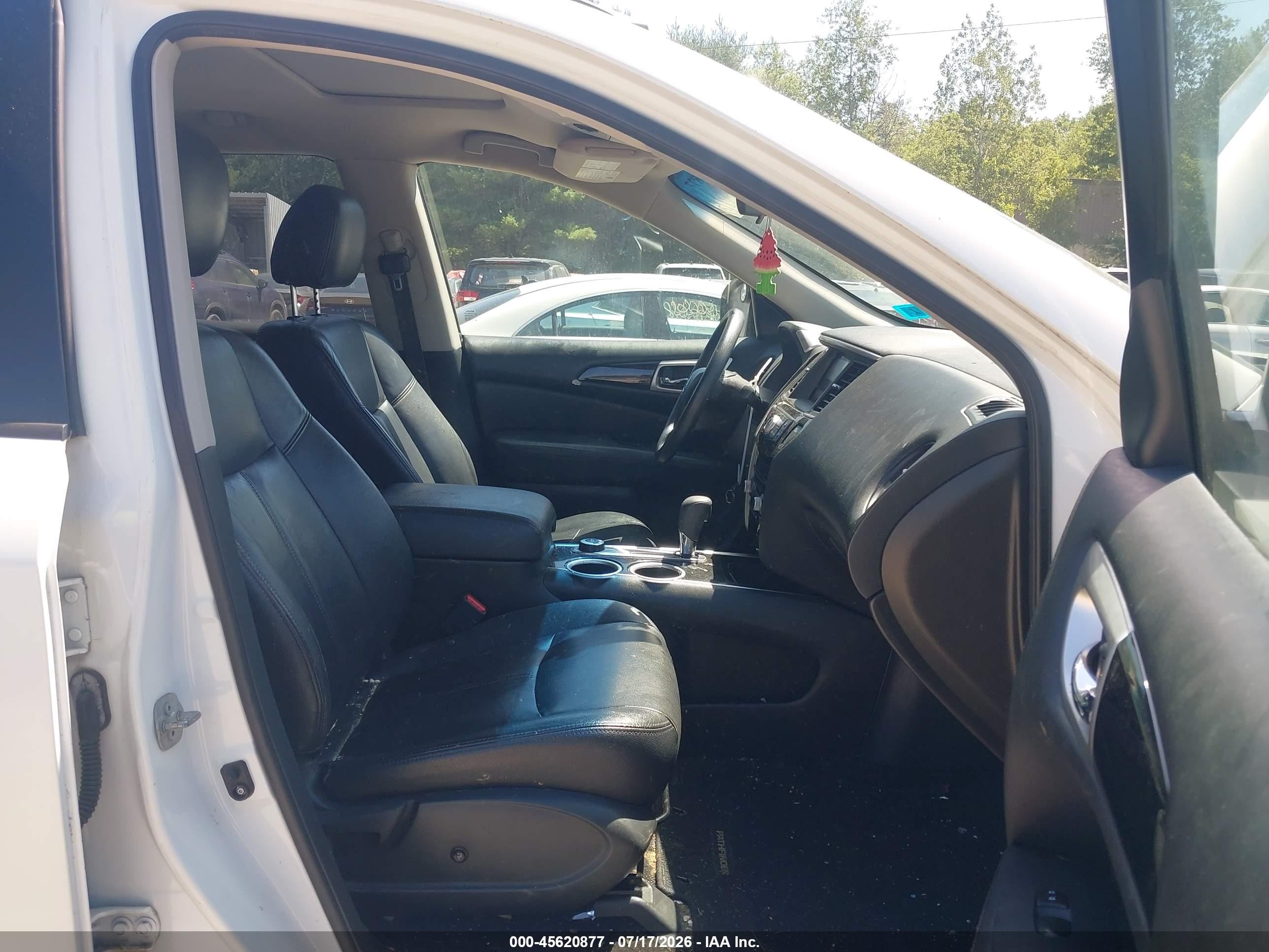 2014 Nissan Pathfinder S White vin: 5N1AR2MM8EC714639
