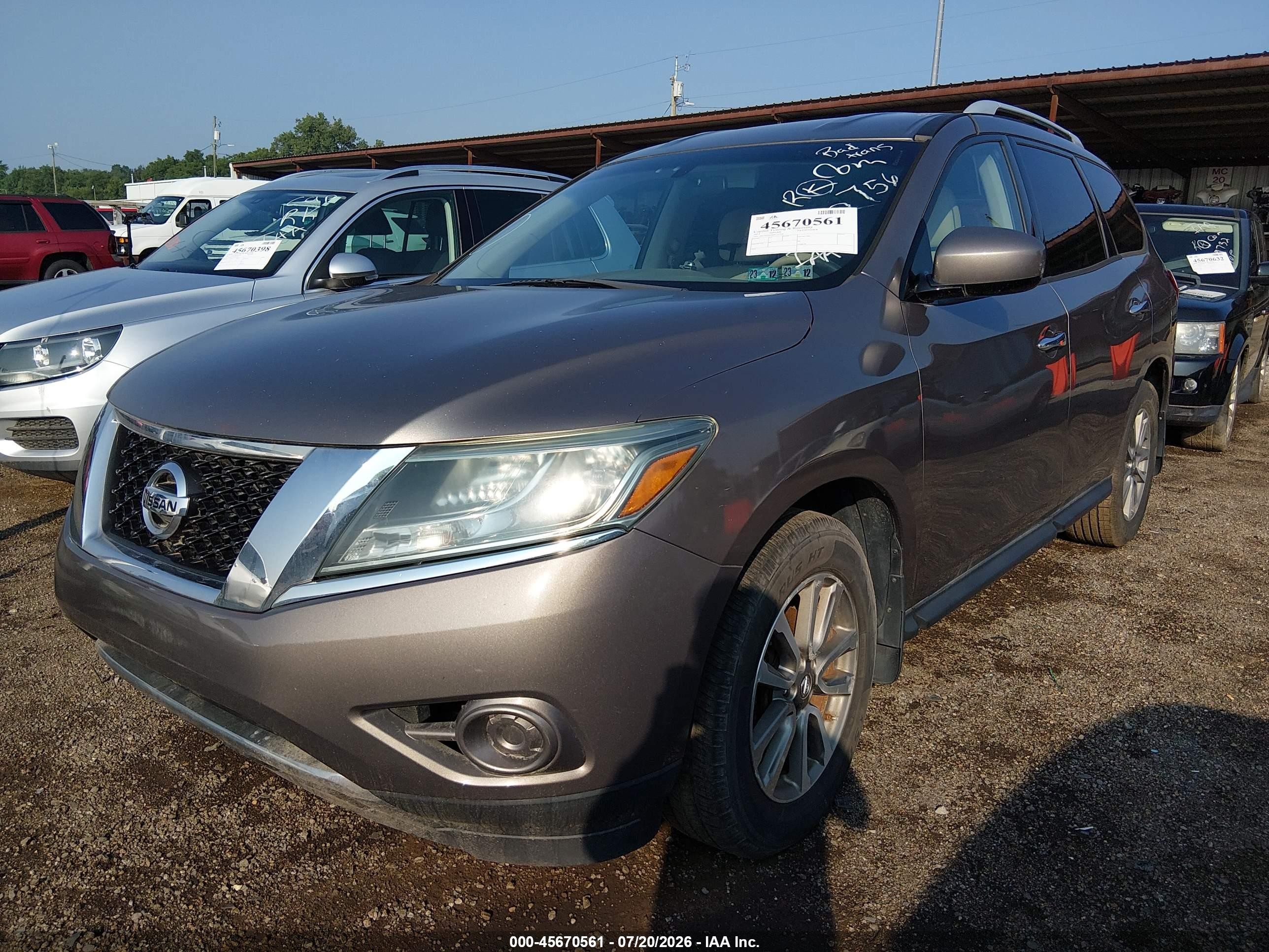 2014 Nissan Pathfinder Sv Brown vin: 5N1AR2MM8EC722756