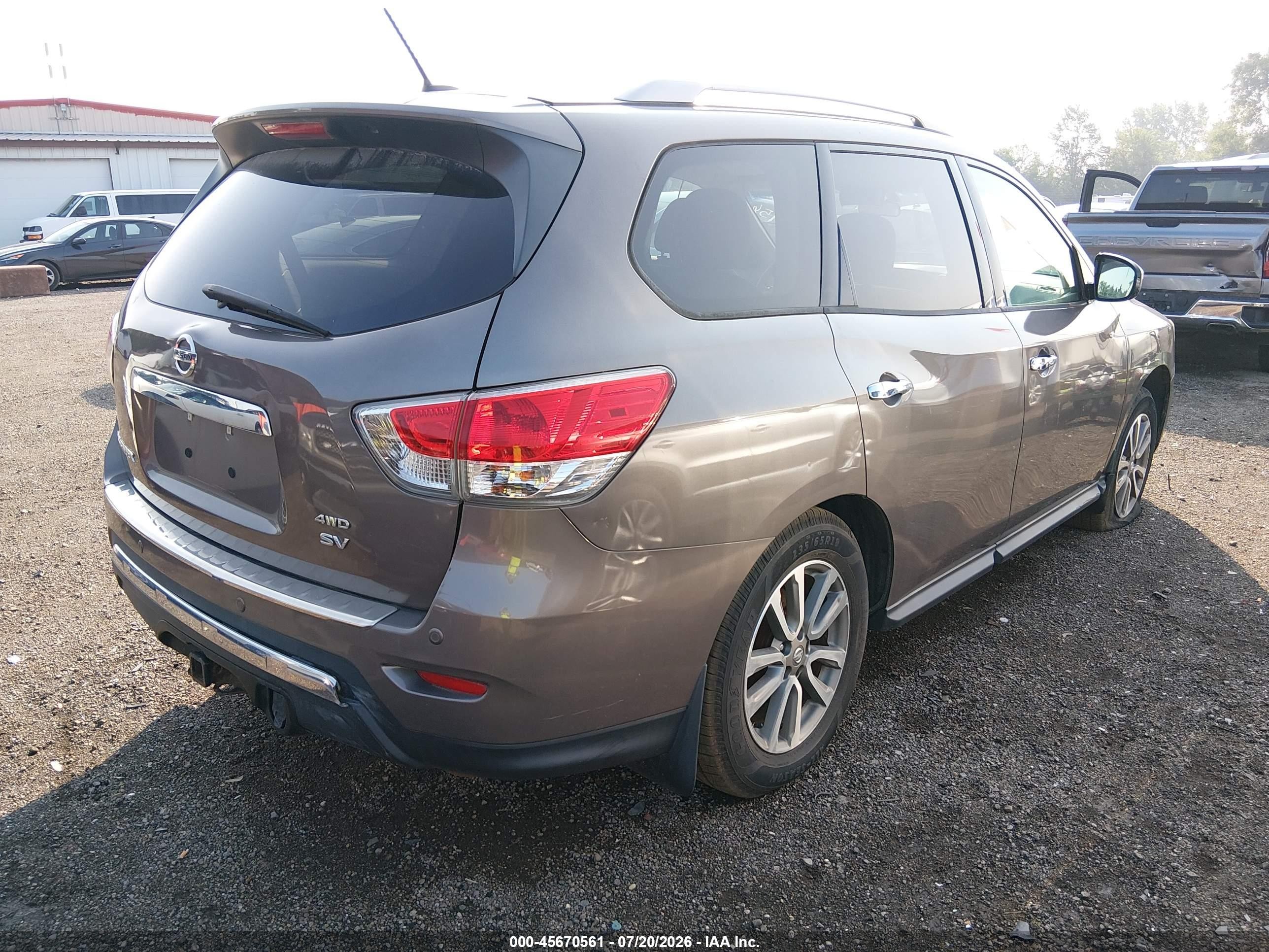 2014 Nissan Pathfinder Sv Brown vin: 5N1AR2MM8EC722756