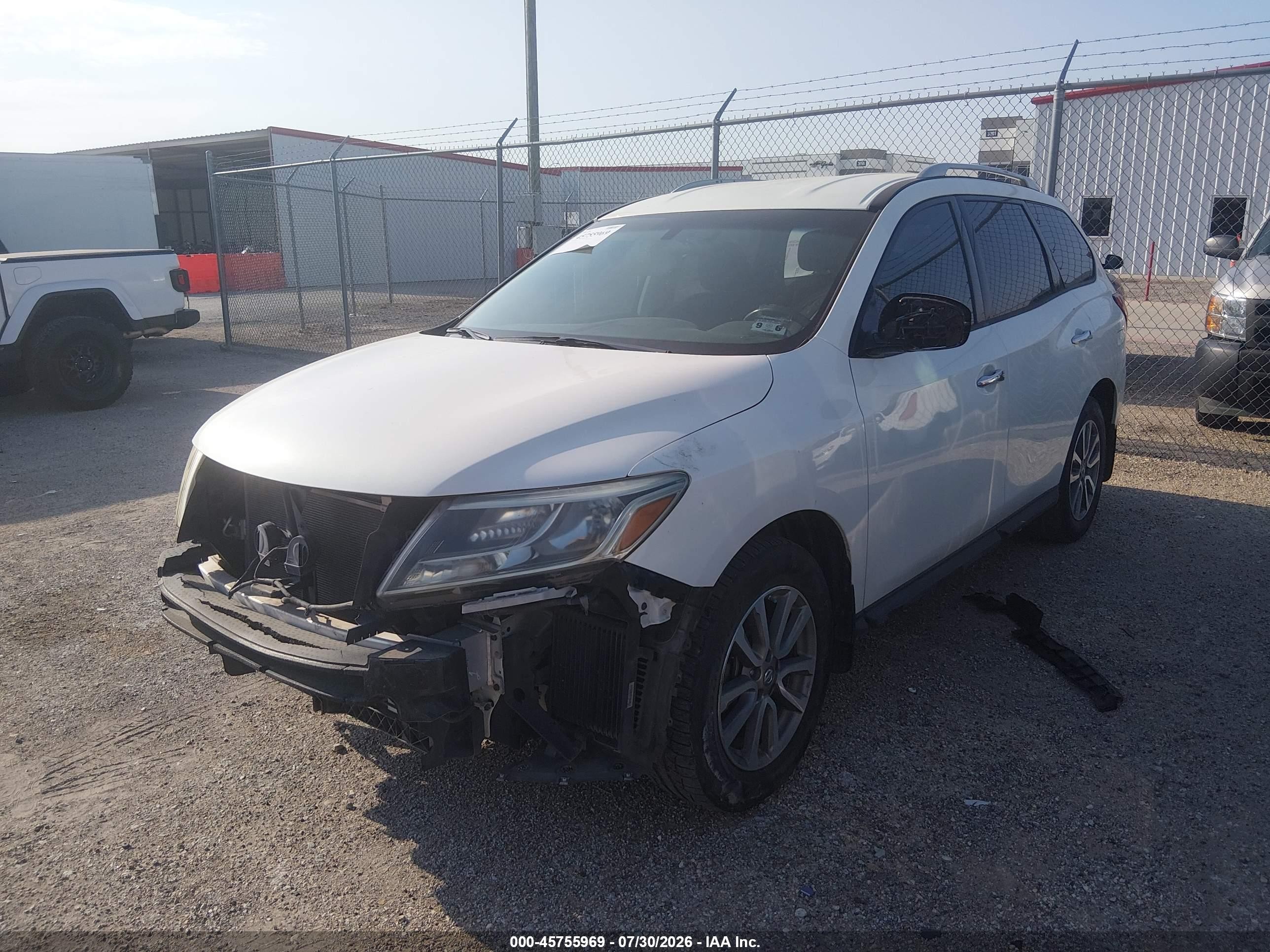 2014 Nissan Pathfinder Sv White vin: 5N1AR2MM8EC729447