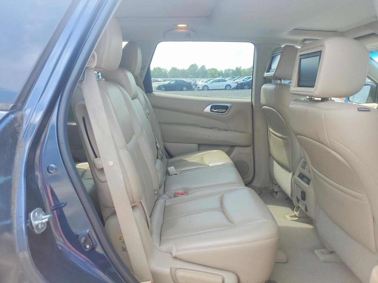 2015 Nissan Pathfinder S Blue vin: 5N1AR2MM8FC639653