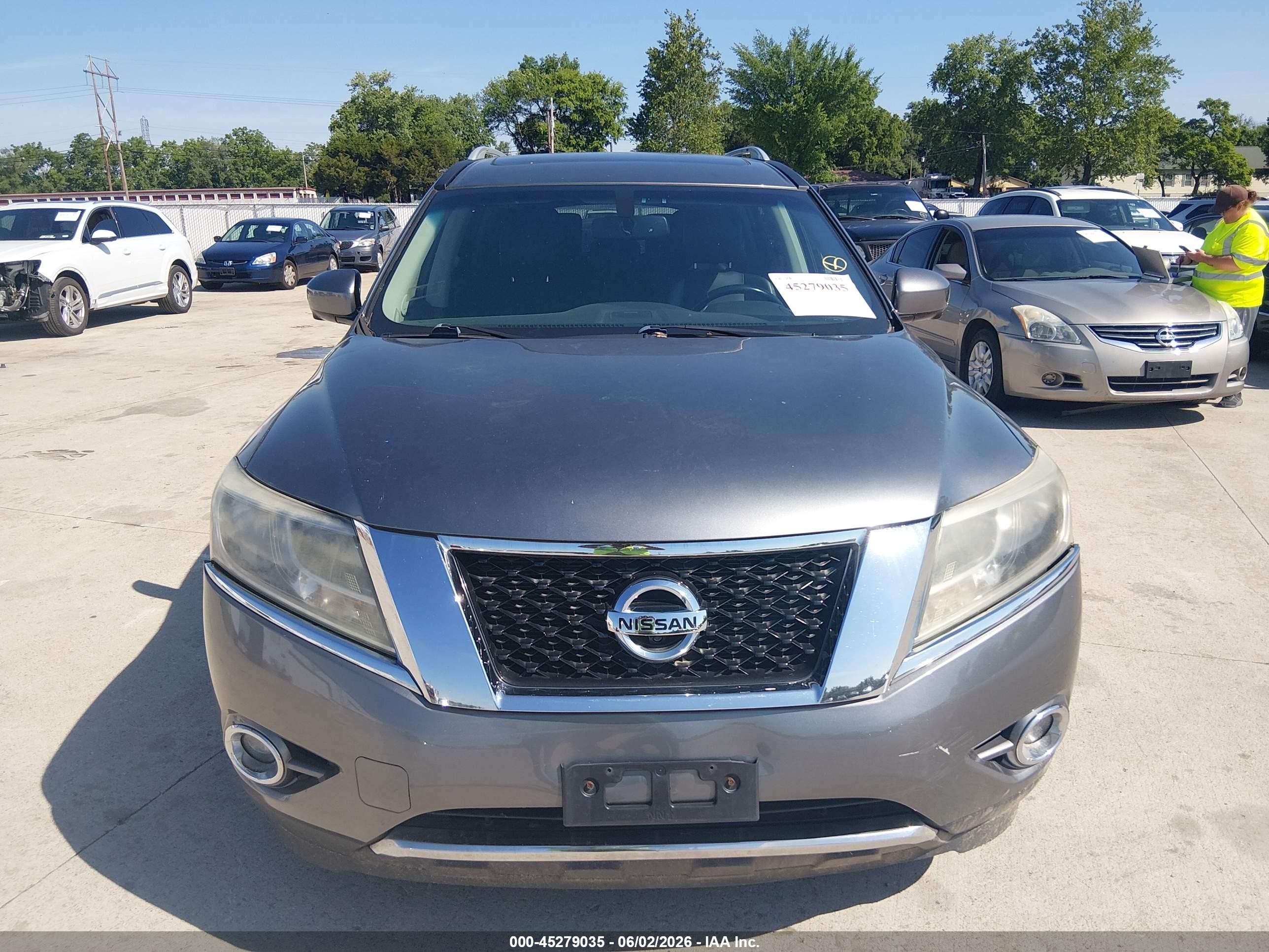 2015 Nissan Pathfinder Platinum Gray vin: 5N1AR2MM8FC667551