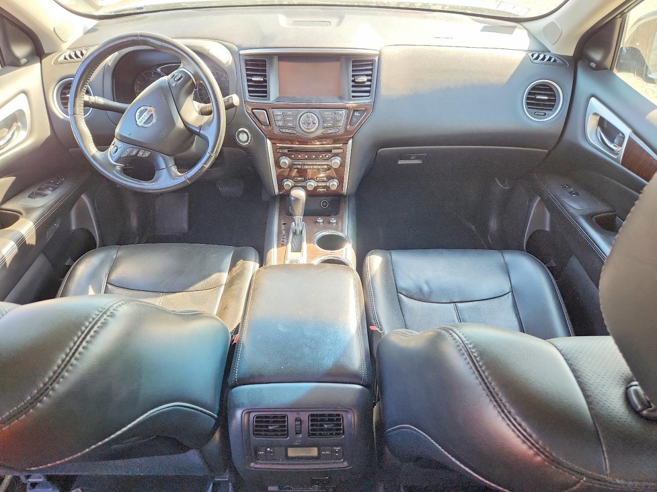 2015 Nissan Pathfinder S White vin: 5N1AR2MM8FC680848