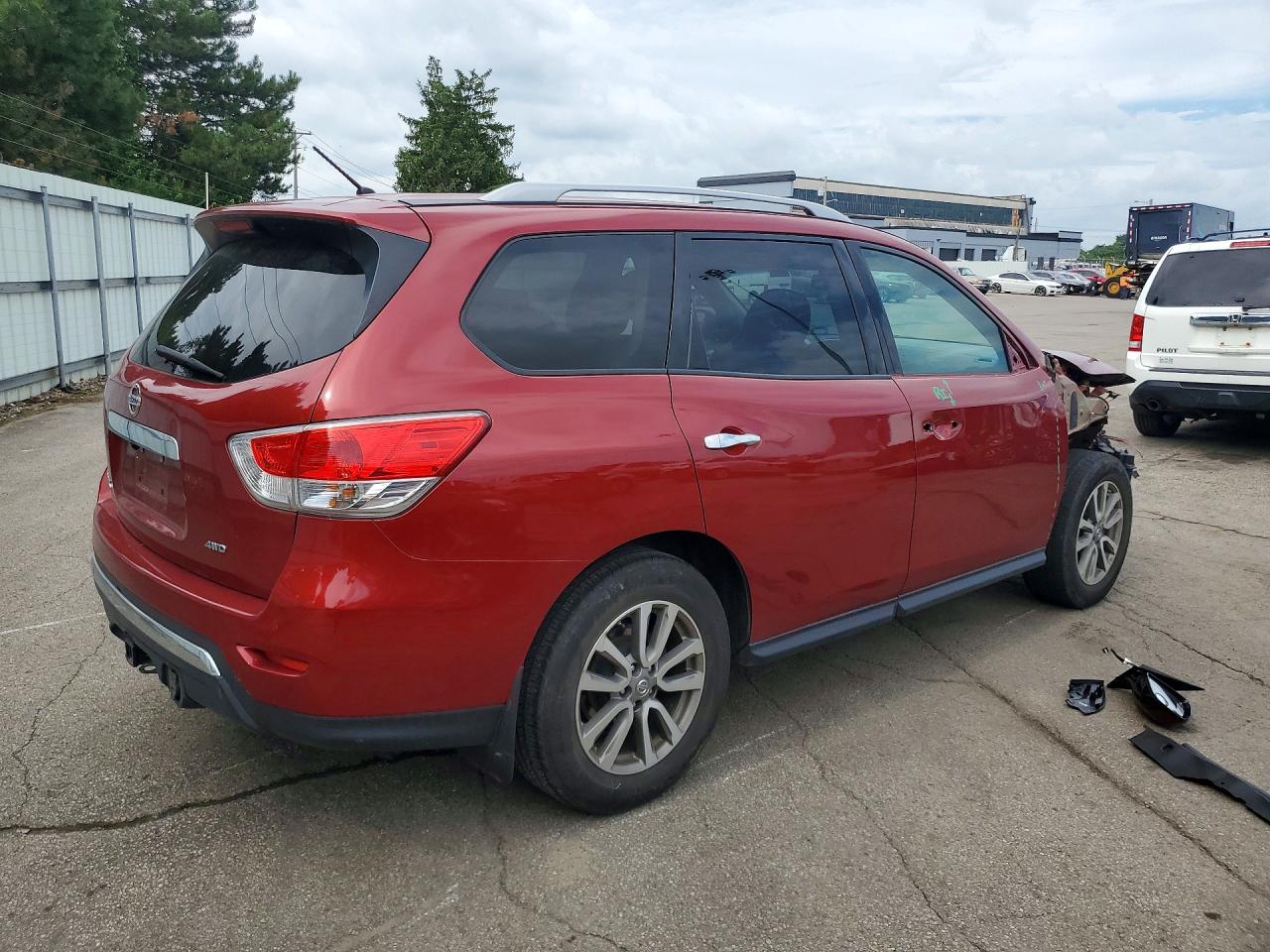 2015 Nissan Pathfinder S Red vin: 5N1AR2MM8FC681840