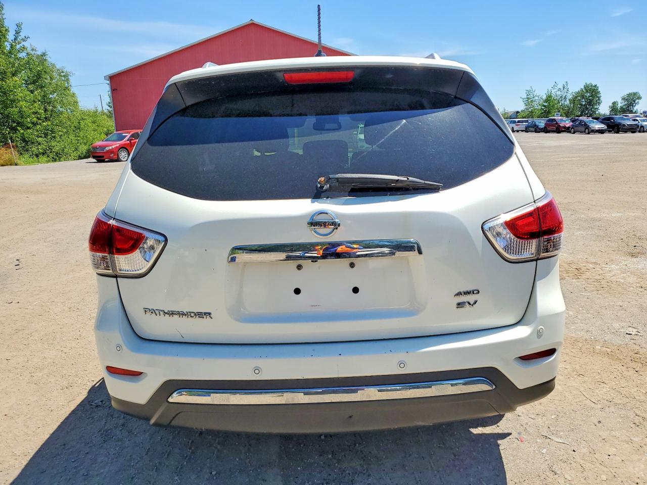 2015 Nissan Pathfinder S White vin: 5N1AR2MM8FC682230