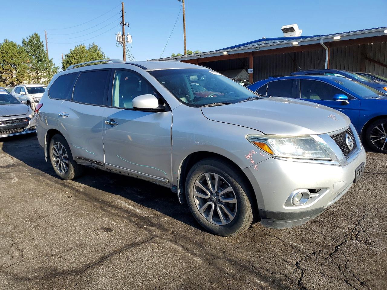 2015 Nissan Pathfinder Sl Silver vin: 5N1AR2MM8FC686407