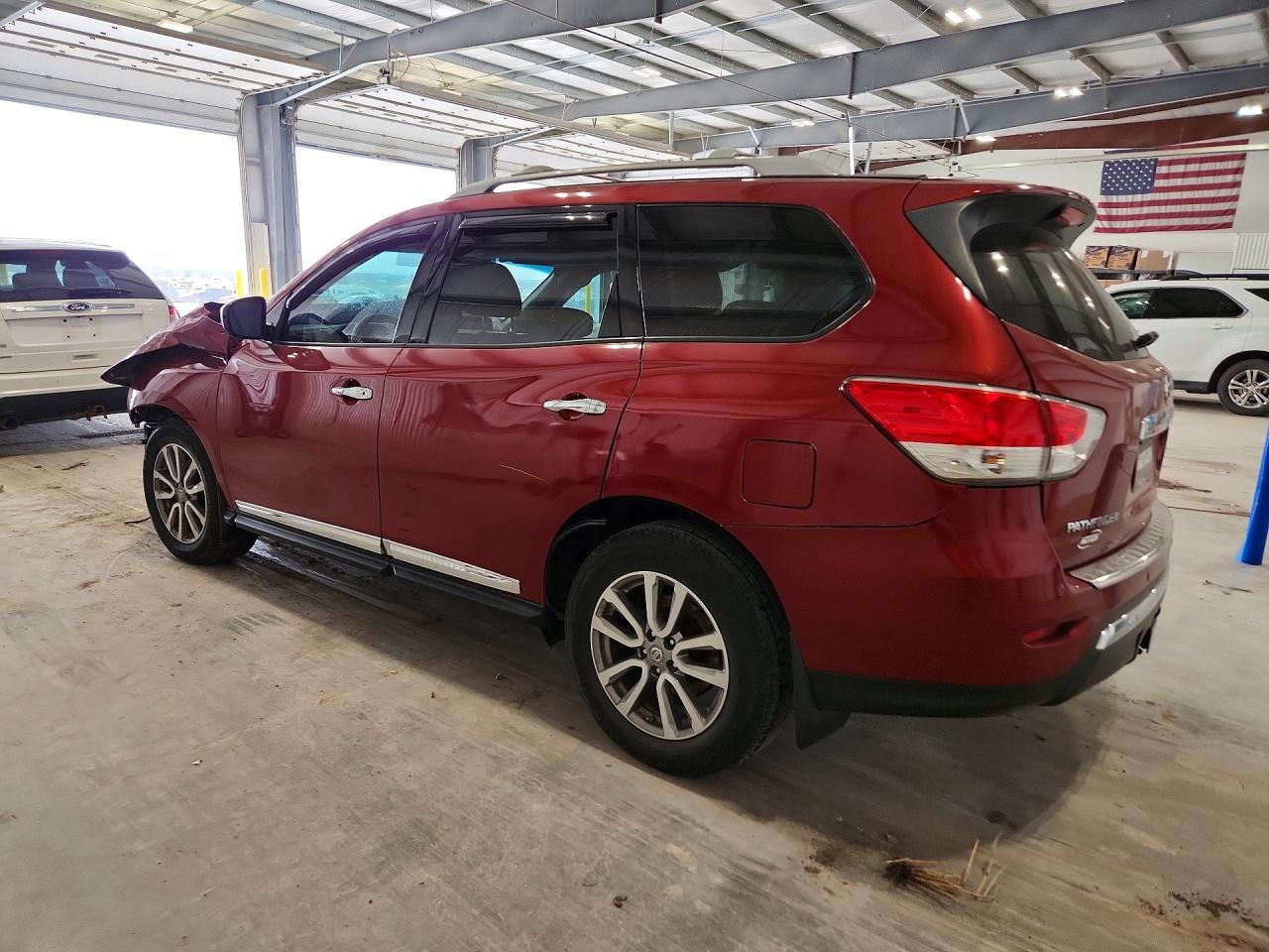 2015 Nissan Pathfinder Sl Red vin: 5N1AR2MM8FC697102