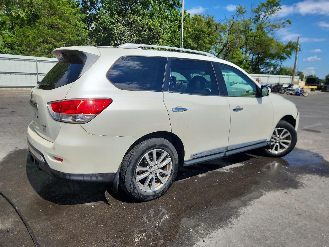 2015 Nissan Pathfinder Sl White vin: 5N1AR2MM8FC699691