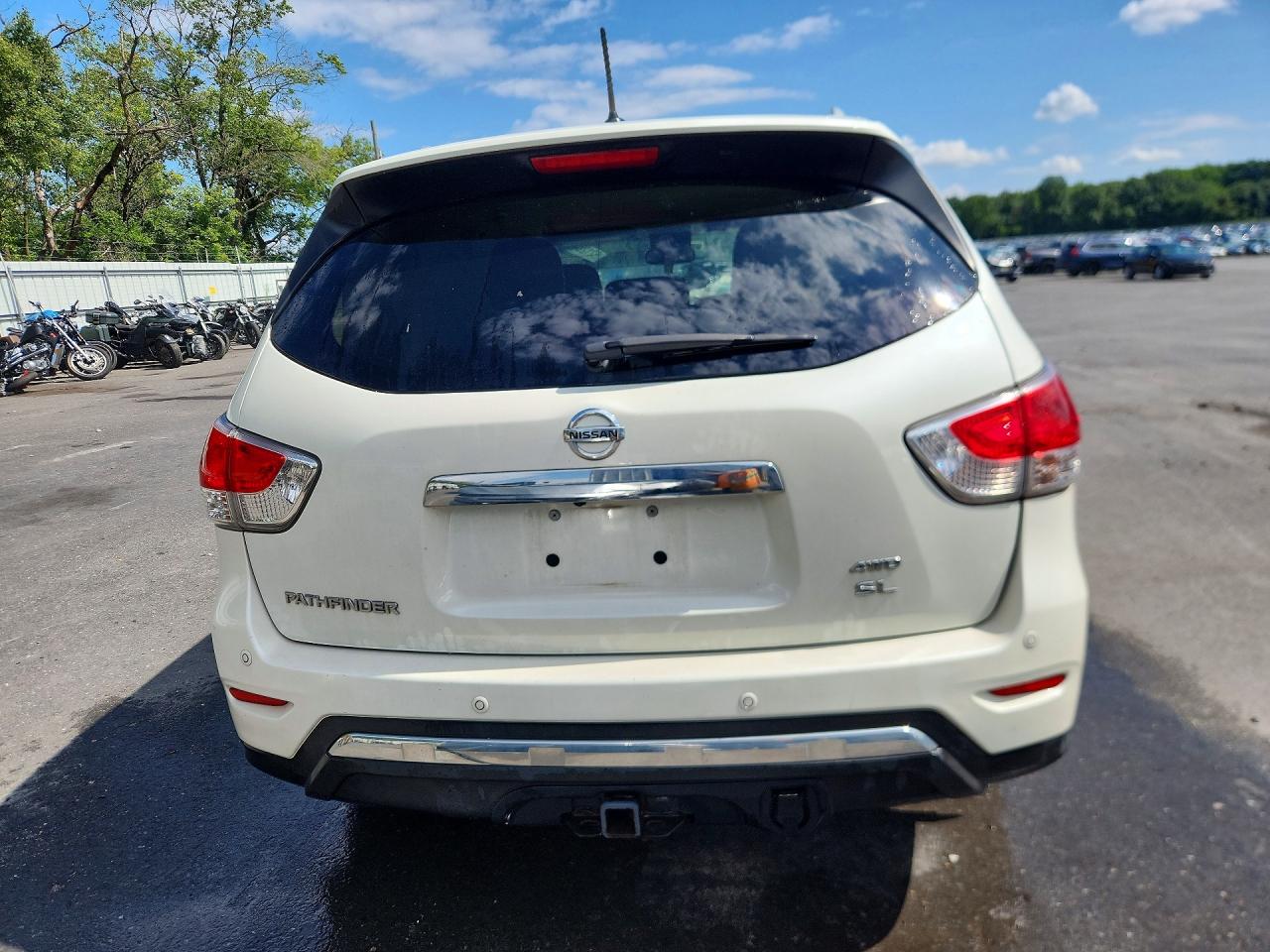 2015 Nissan Pathfinder Sl White vin: 5N1AR2MM8FC699691