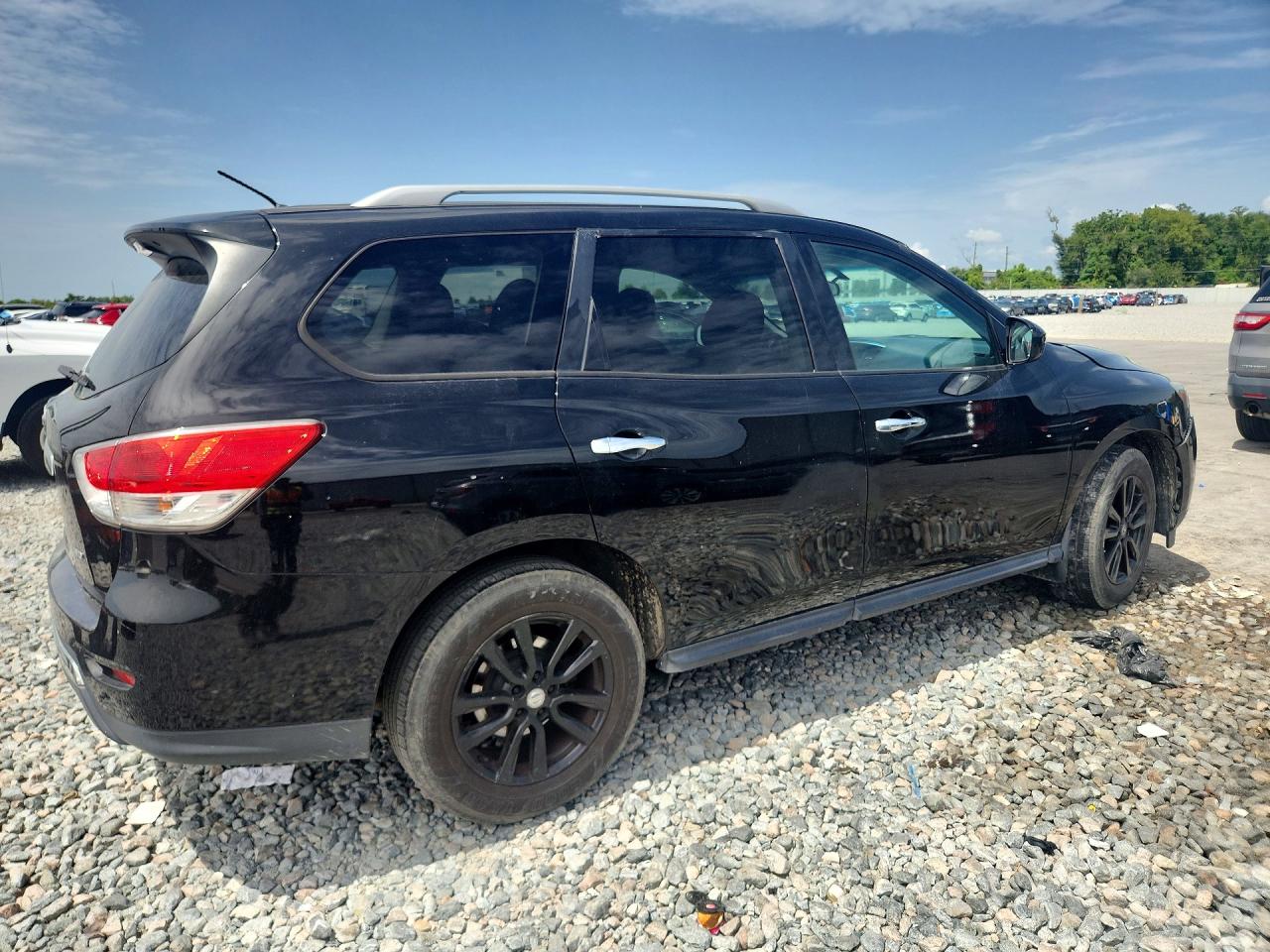 2015 Nissan Pathfinder S Black vin: 5N1AR2MM8FC703710