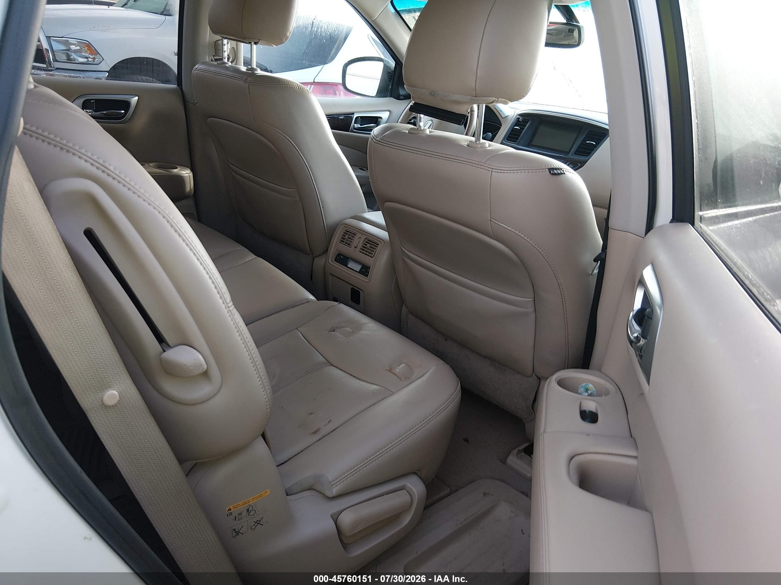 2015 Nissan Pathfinder Sl White vin: 5N1AR2MM8FC711290