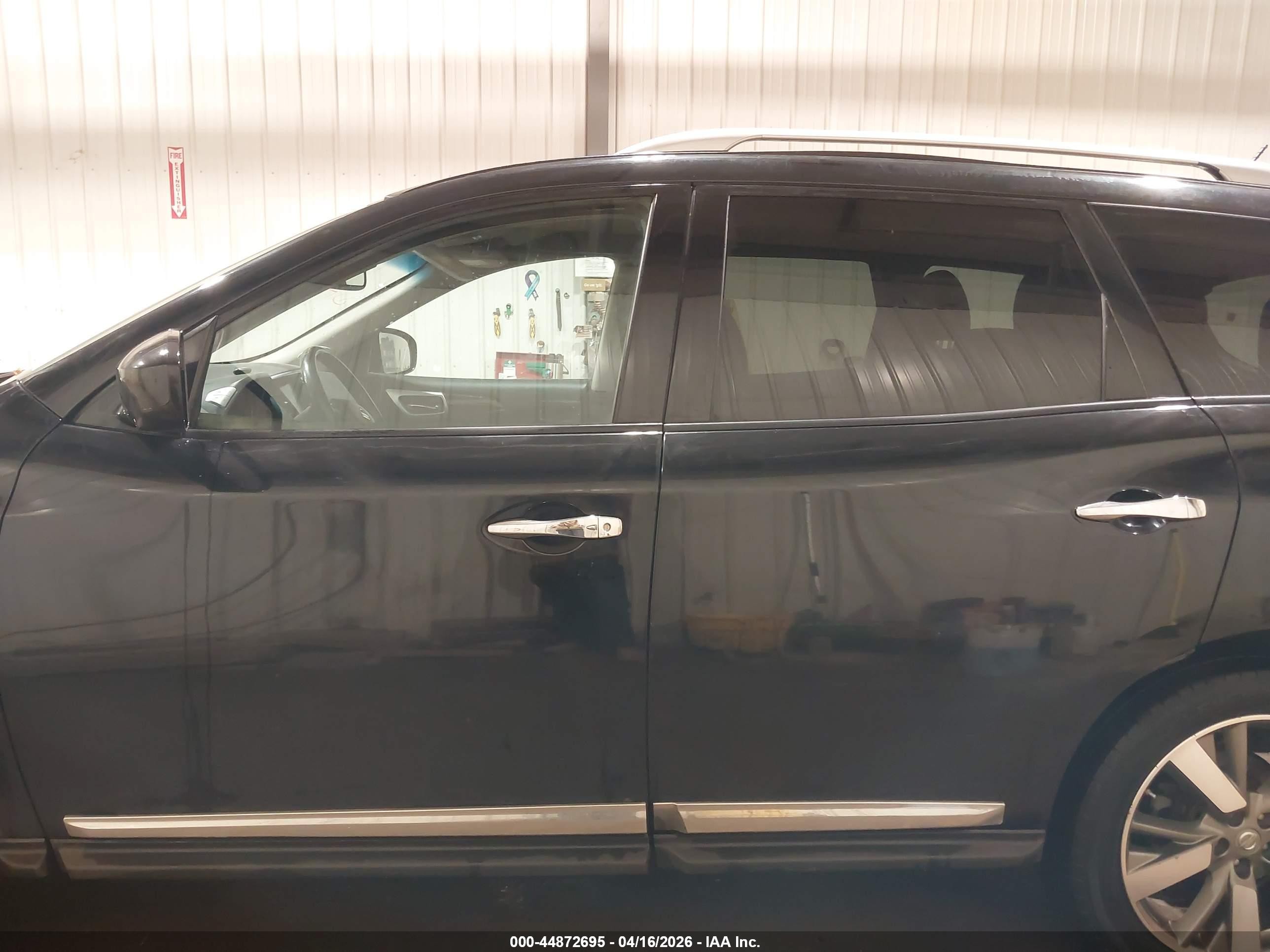 2013 Nissan Pathfinder Platinum/s/sl/sv Черный vin: 5N1AR2MM9DC601619