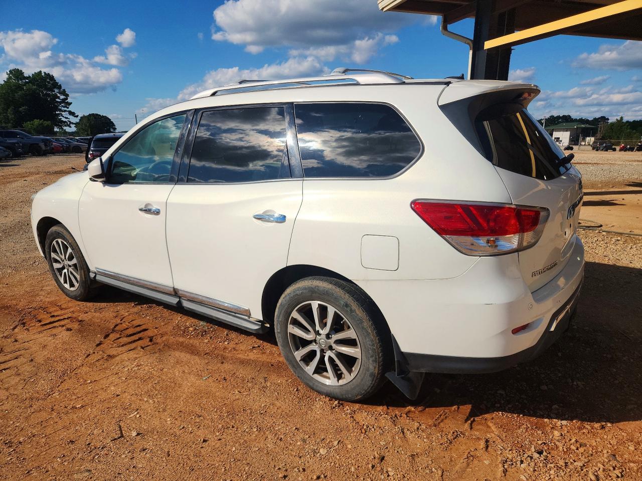 2013 Nissan Pathfinder S White vin: 5N1AR2MM9DC603161