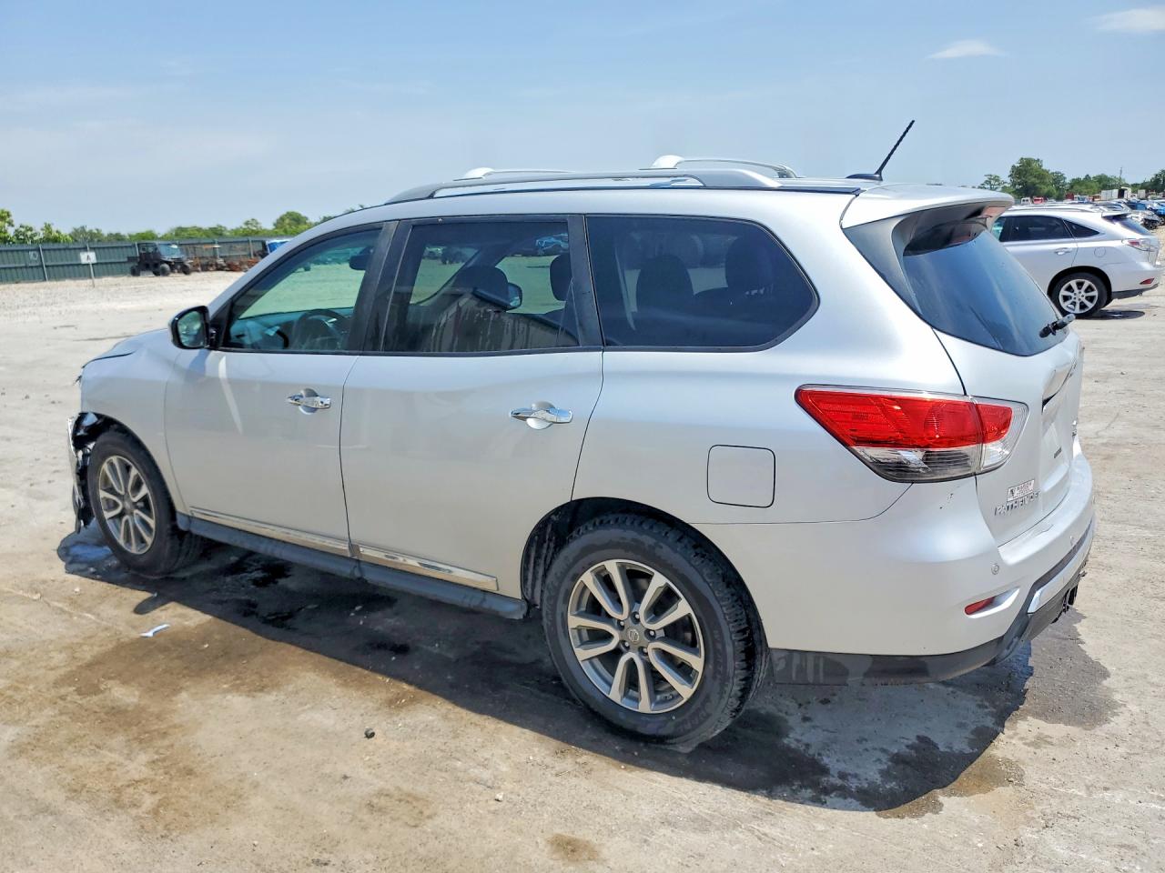 2013 Nissan Pathfinder S Silver vin: 5N1AR2MM9DC603421